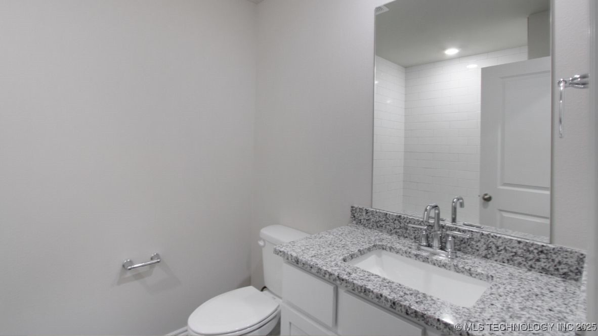 8609 E Dallas Street Property Photo 16