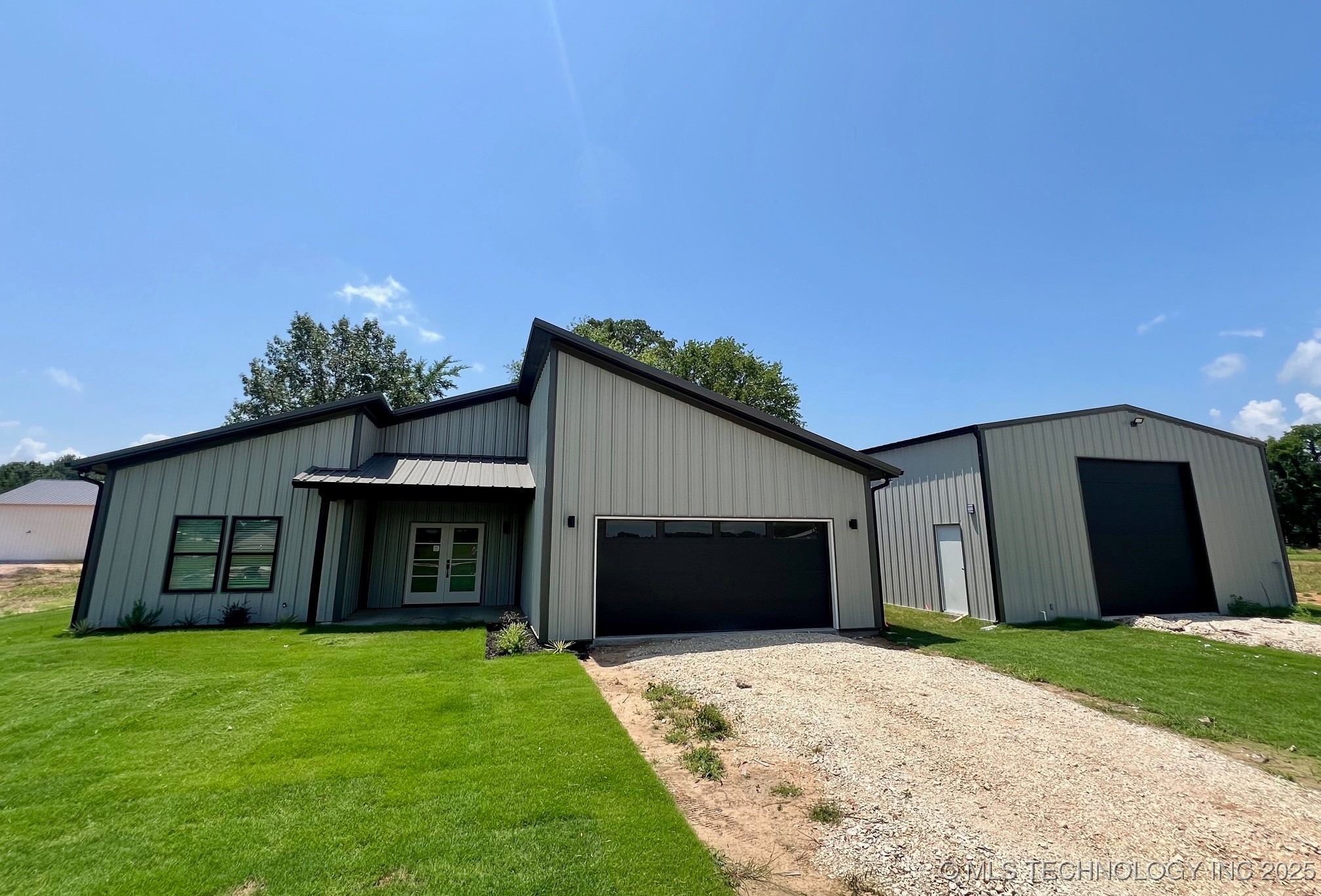 11921 Xander Lane Property Photo 1