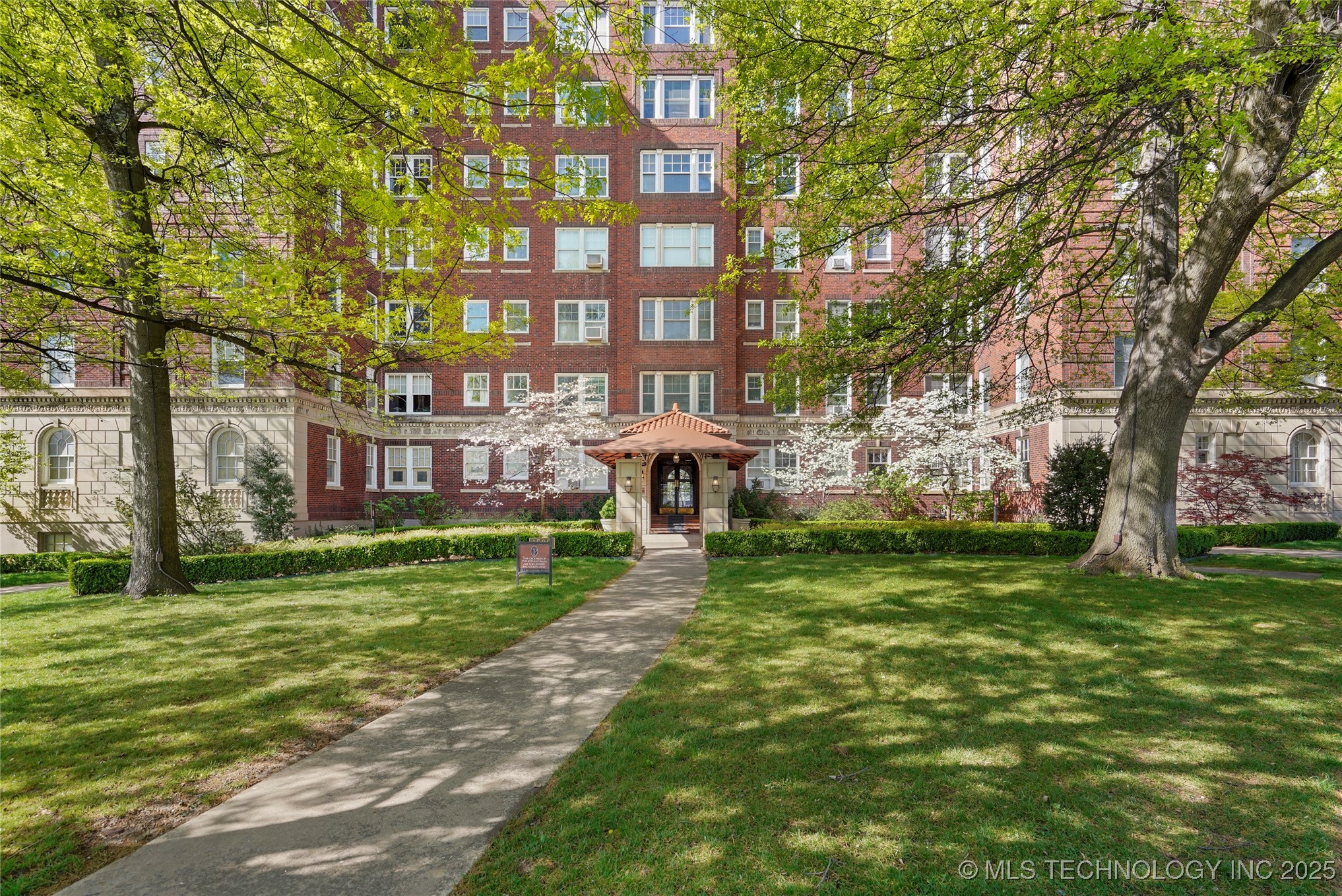 1500 S Frisco Avenue 1e Property Photo