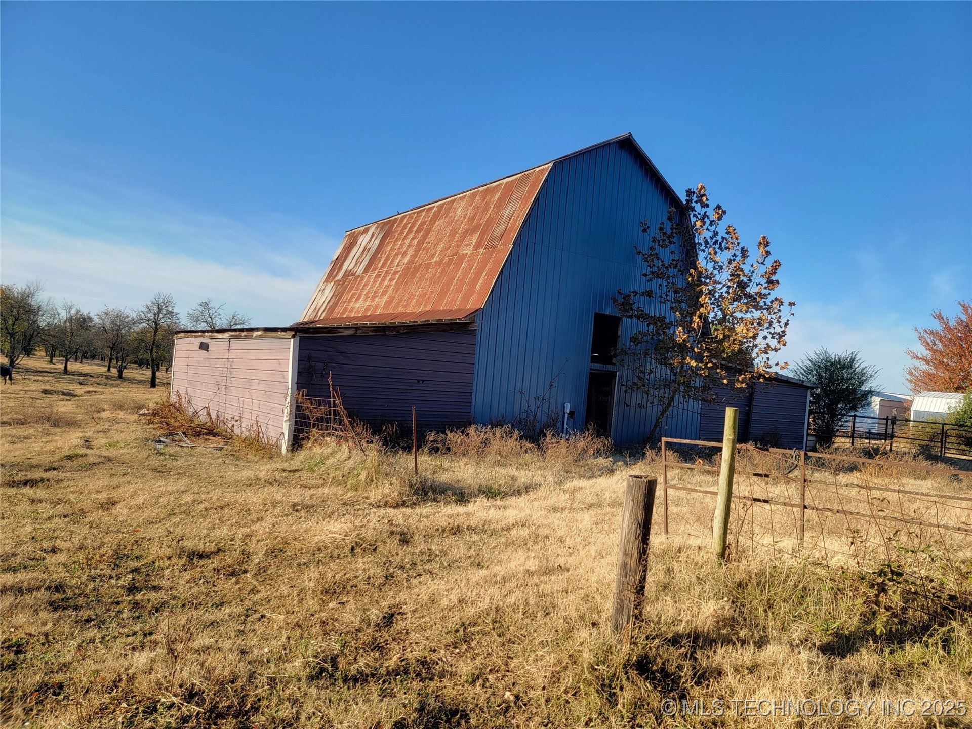 E 530 Road Property Photo 1