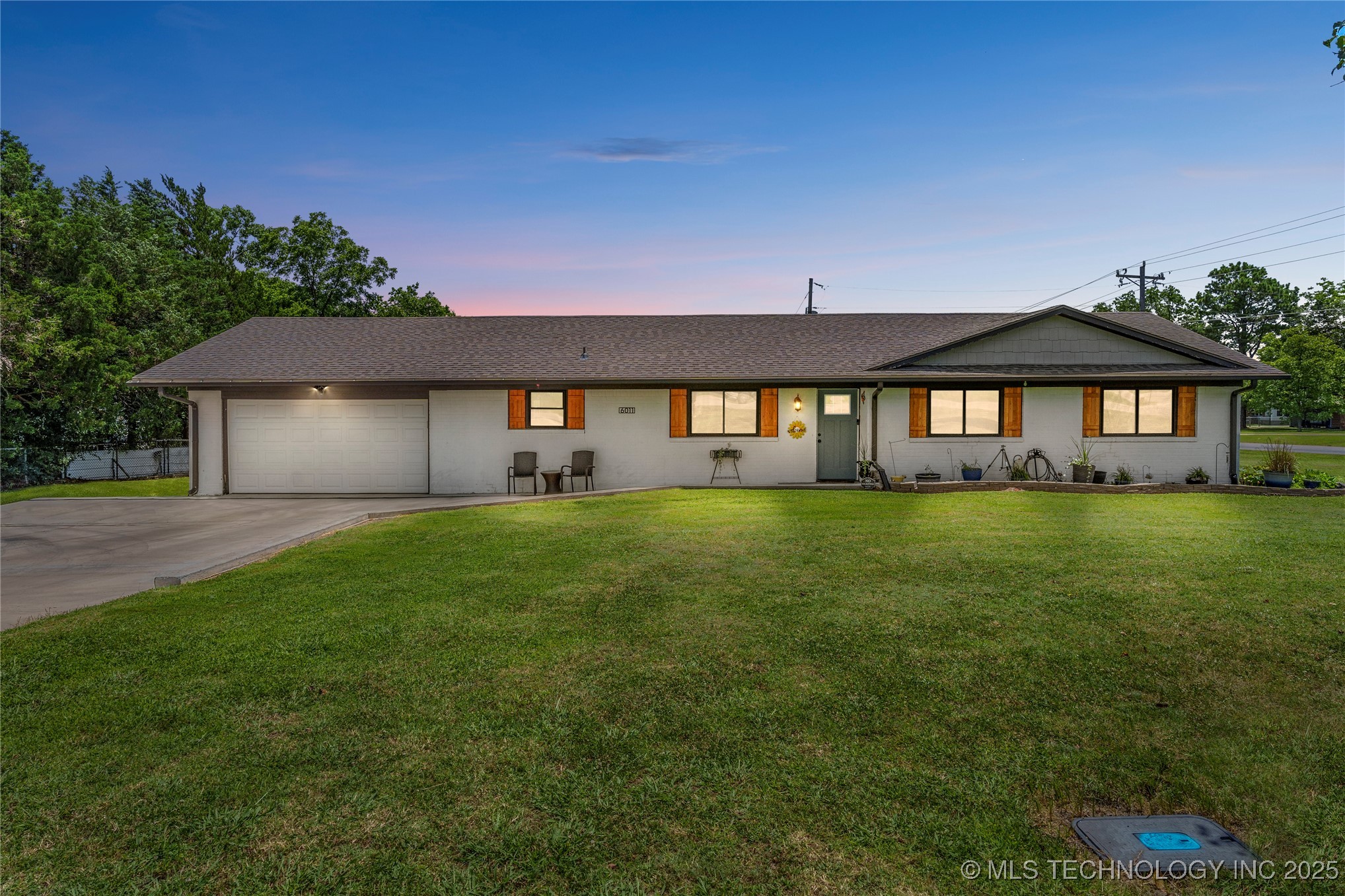 6011 S 155th West Avenue Property Photo 1