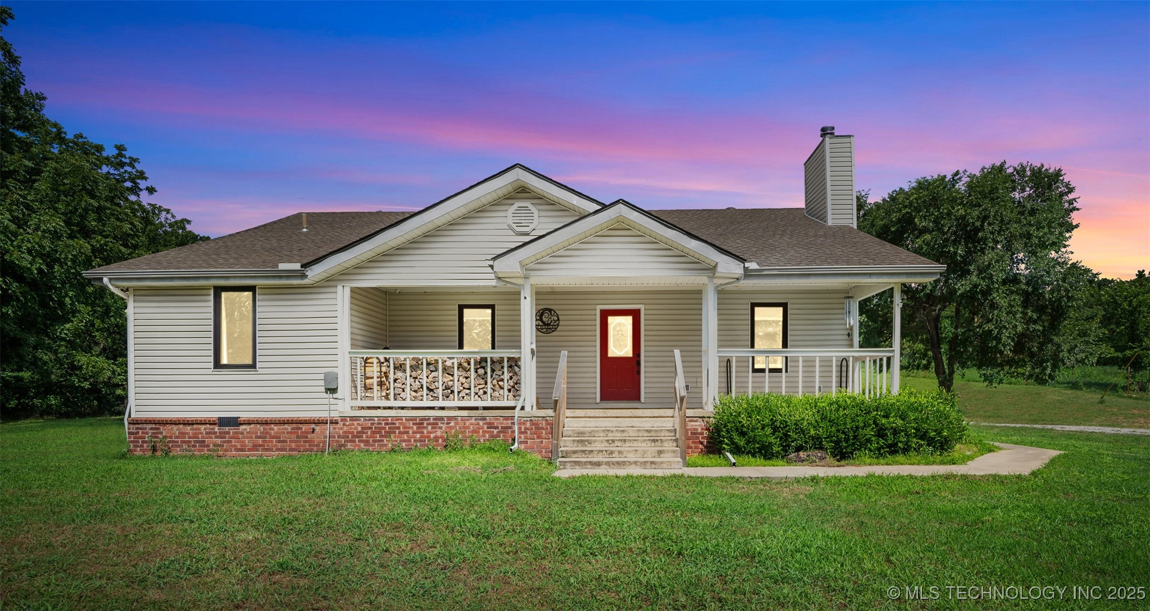 33966 S 4310 Road Property Photo 1