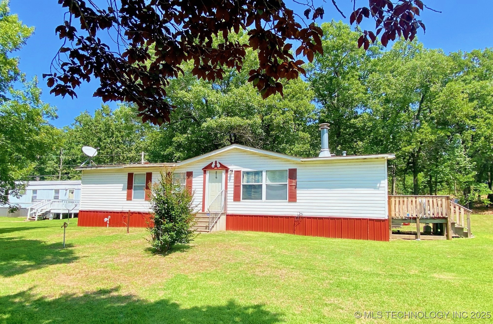 13552 Hwy 82 Property Photo