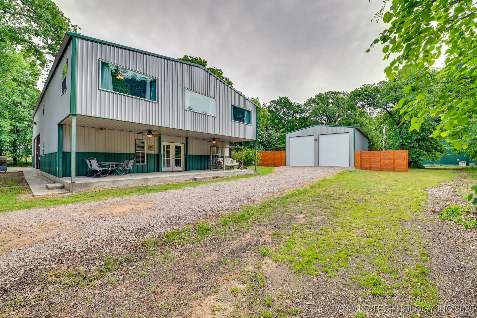 1694 Boat Ramp Road Property Photo 1
