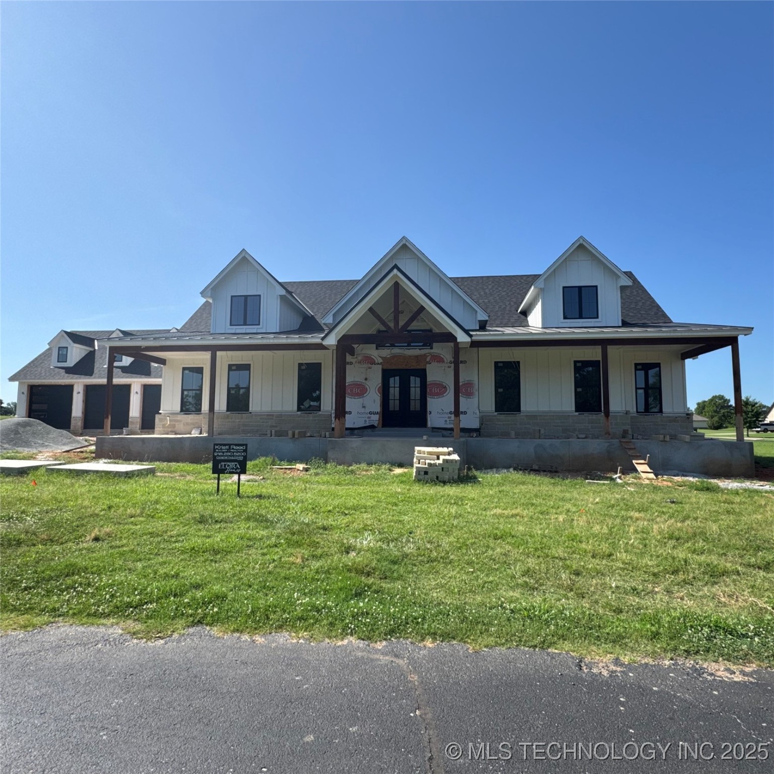 451679 Congressional Property Photo 1