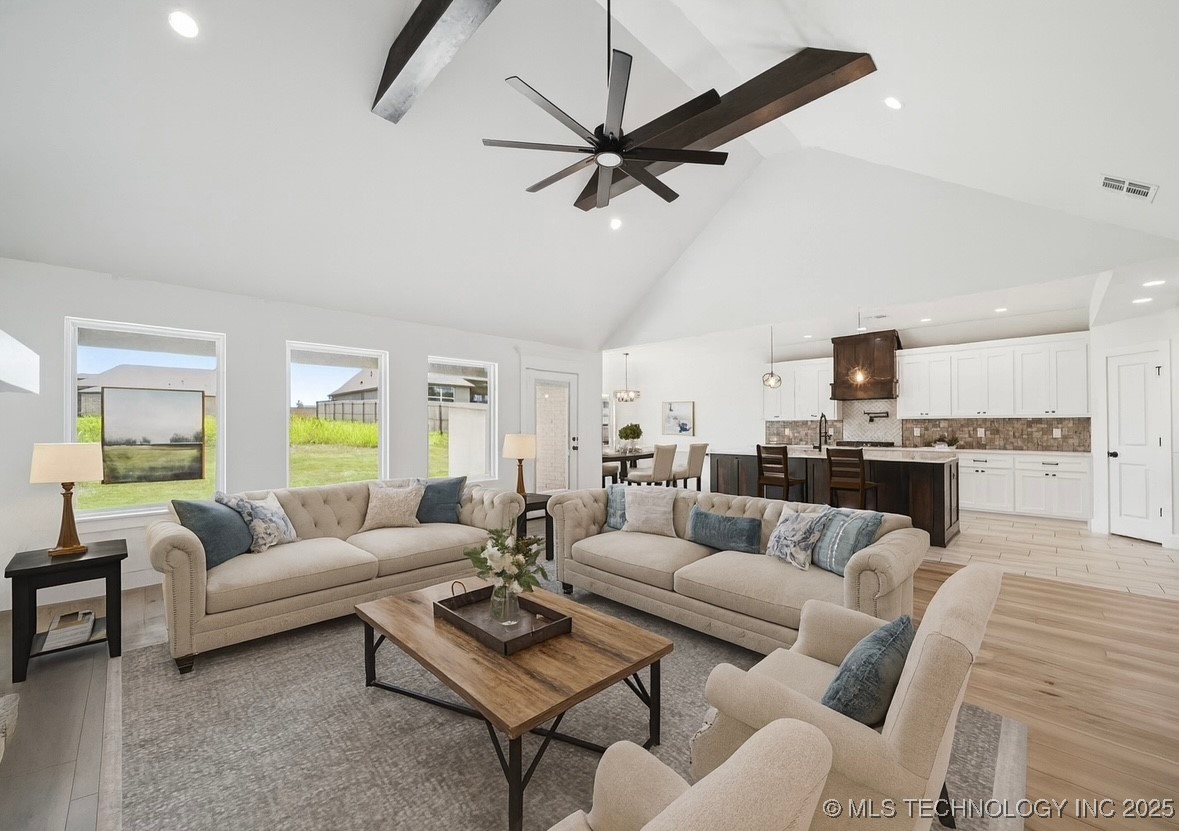 2044 E 129th Place S Property Photo 5