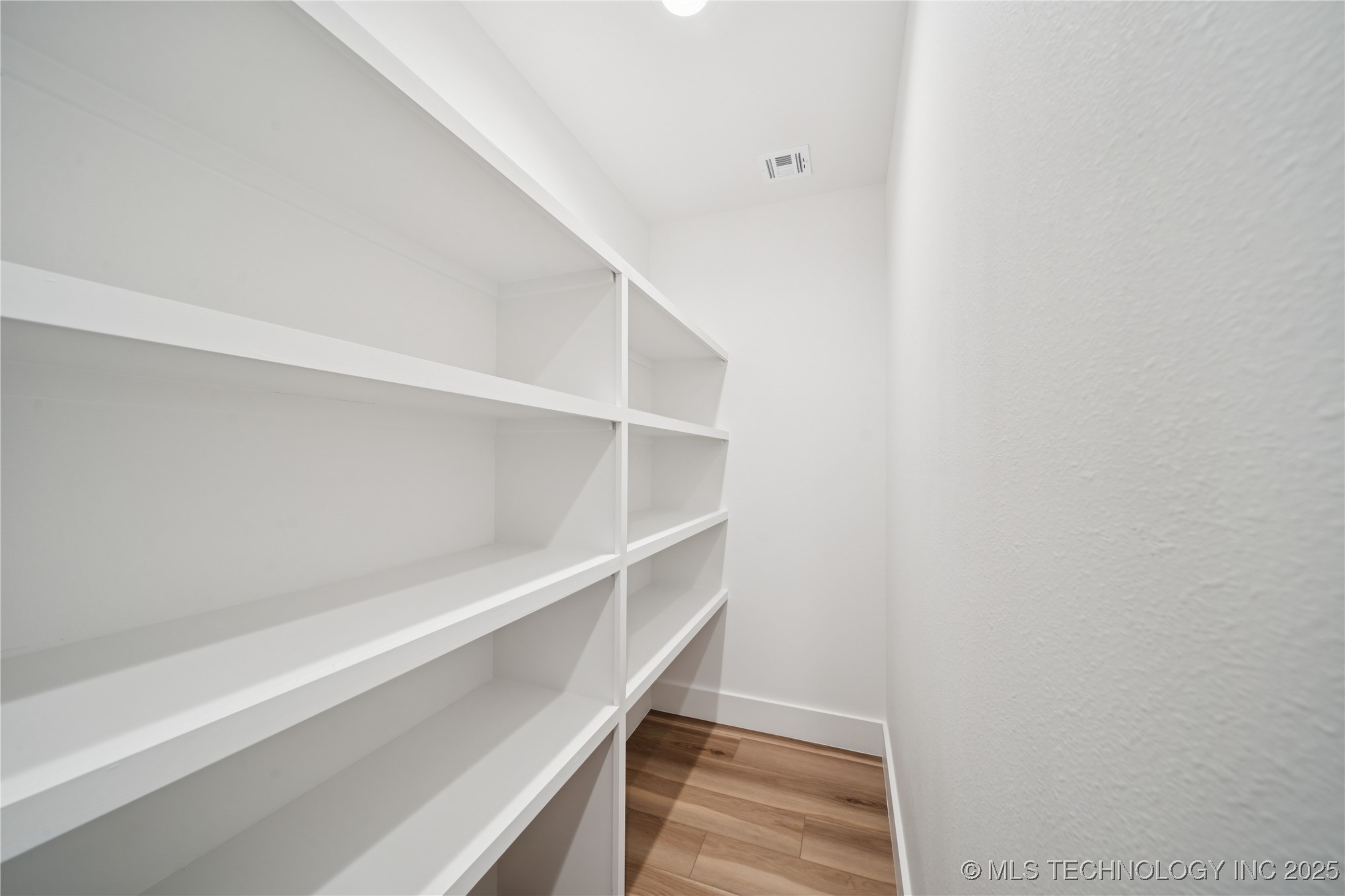 2044 E 129th Place S Property Photo 18