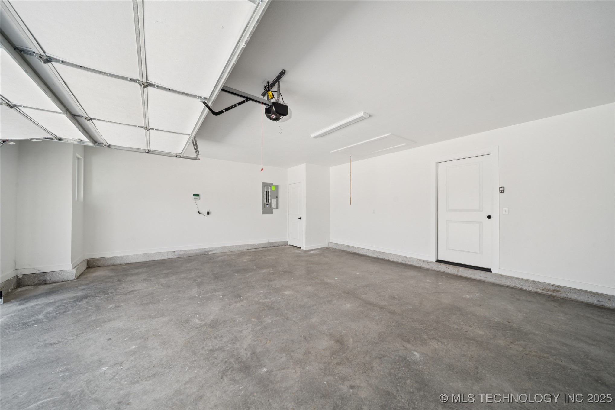 2044 E 129th Place S Property Photo 19