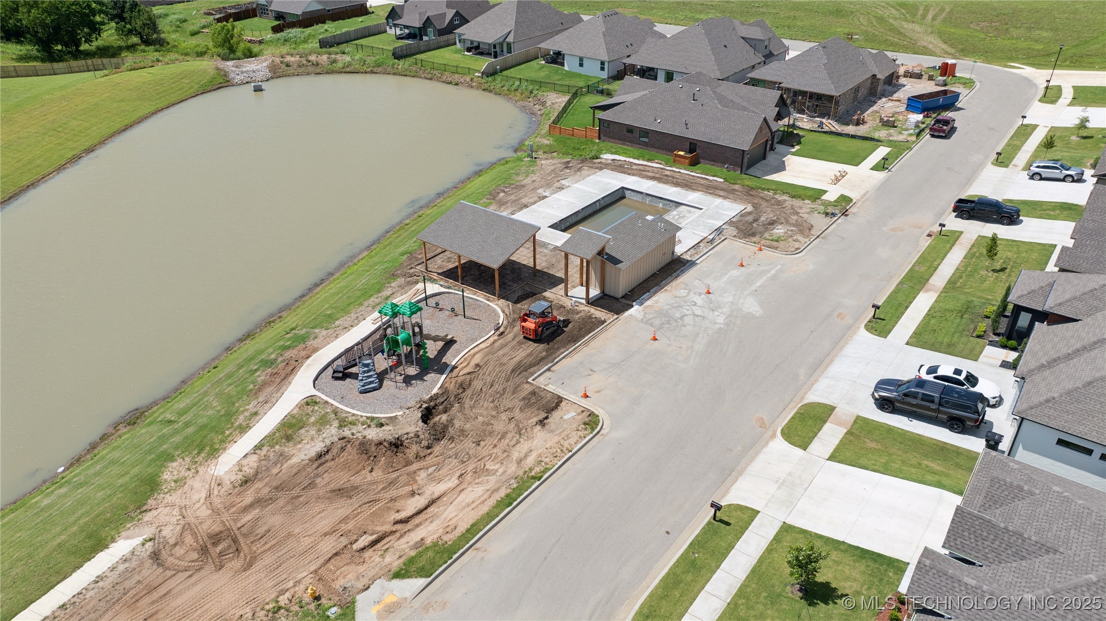 2044 E 129th Place S Property Photo 24