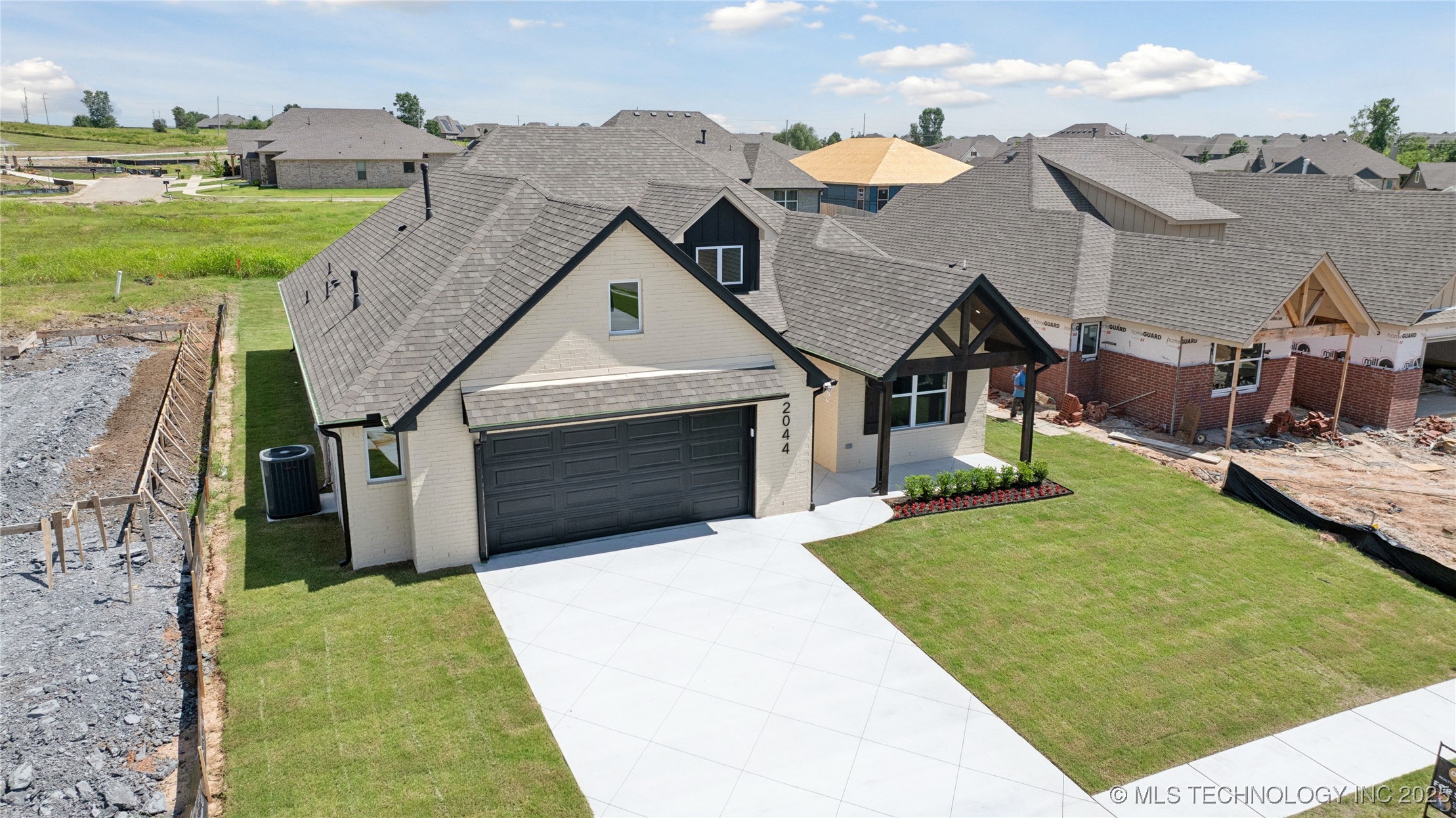 2044 E 129th Place S Property Photo 29