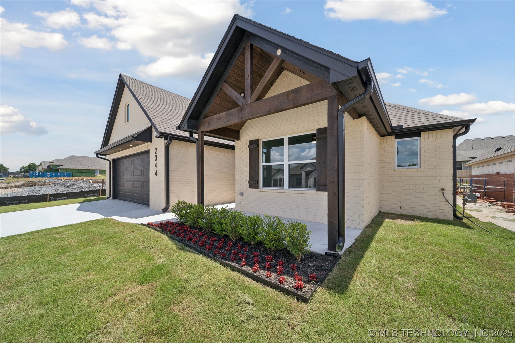 2044 E 129th Place S Property Photo 31