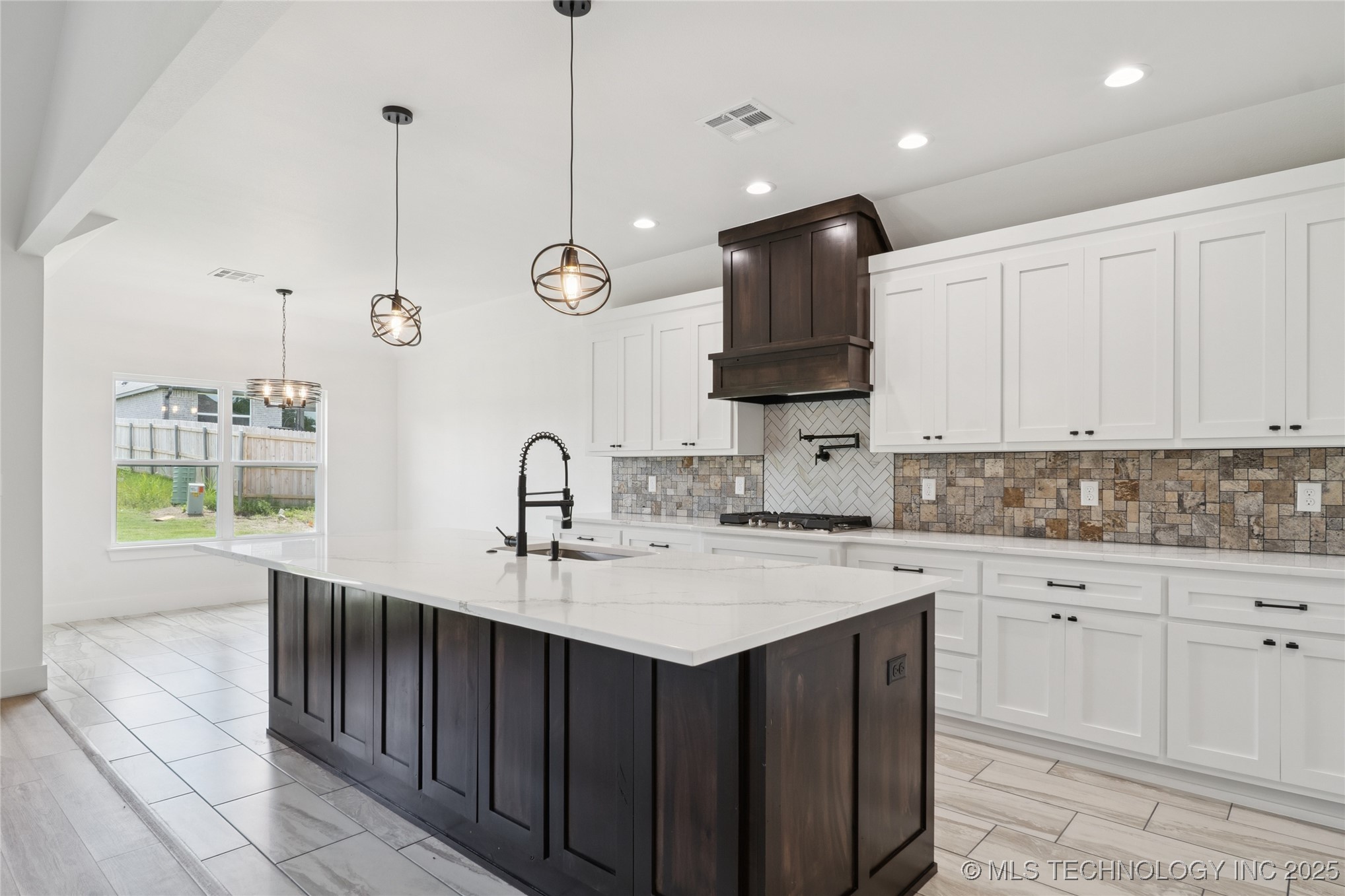 2044 E 129th Place S Property Photo 36