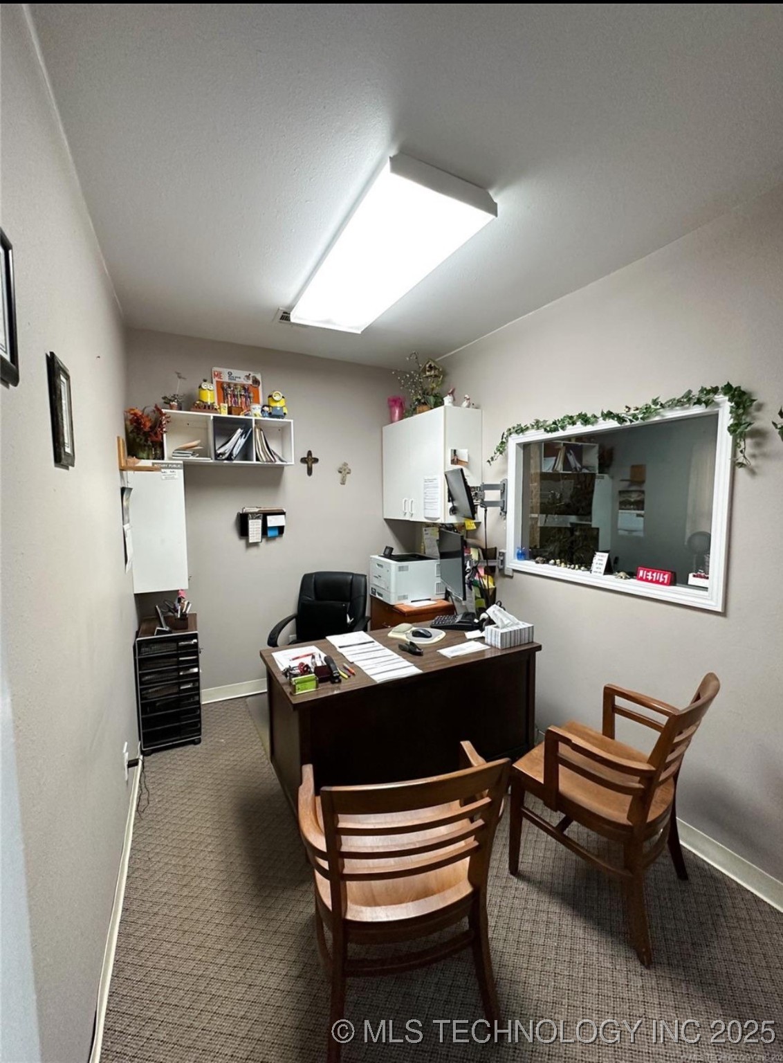 615 S Broadway Street Property Photo 11