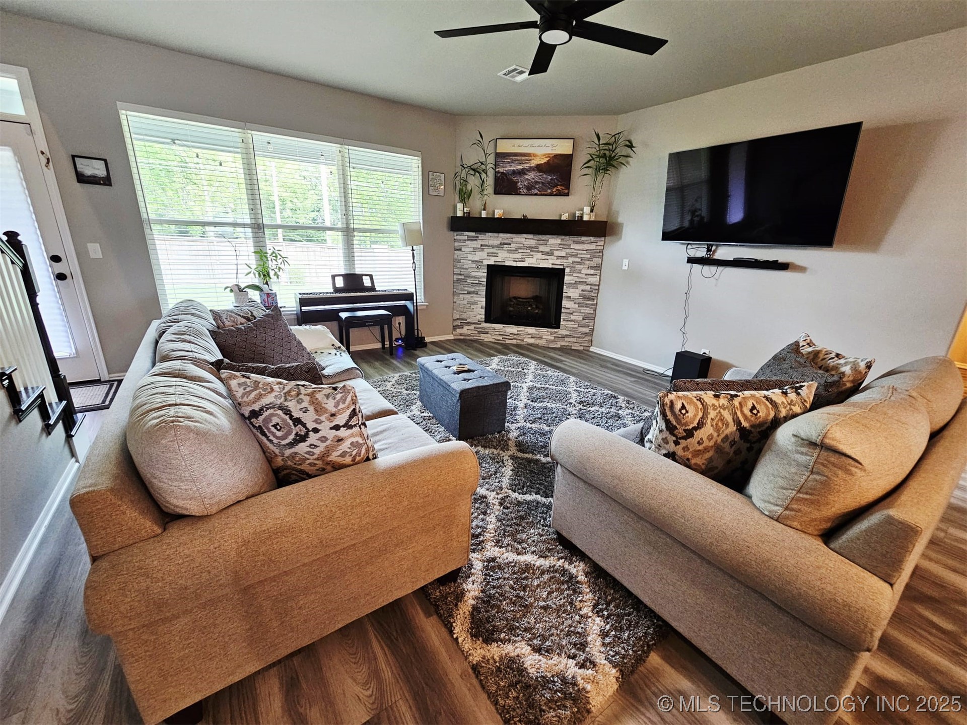 2721 S 8th Street Property Photo 10