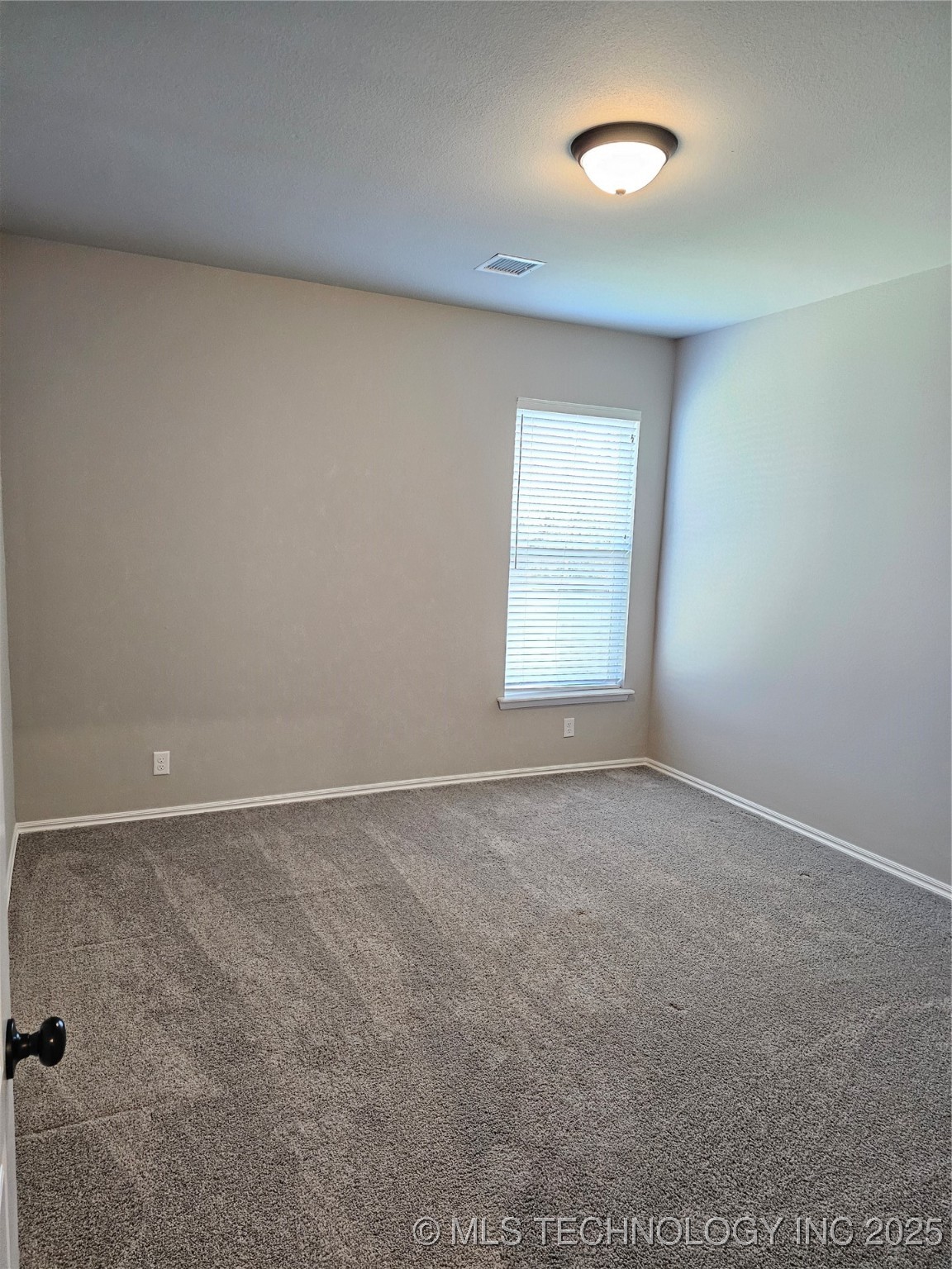 2721 S 8th Street Property Photo 34