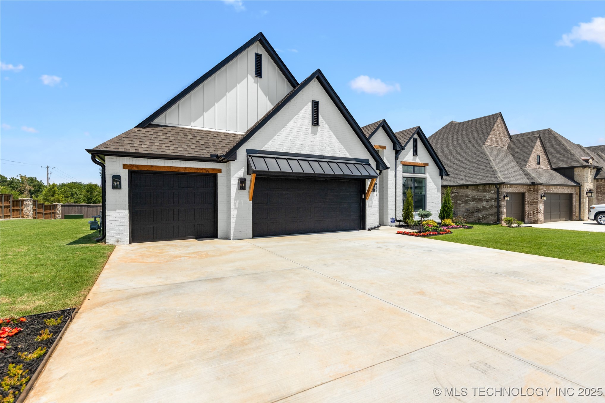 14111 S Evanston Avenue Property Photo 3