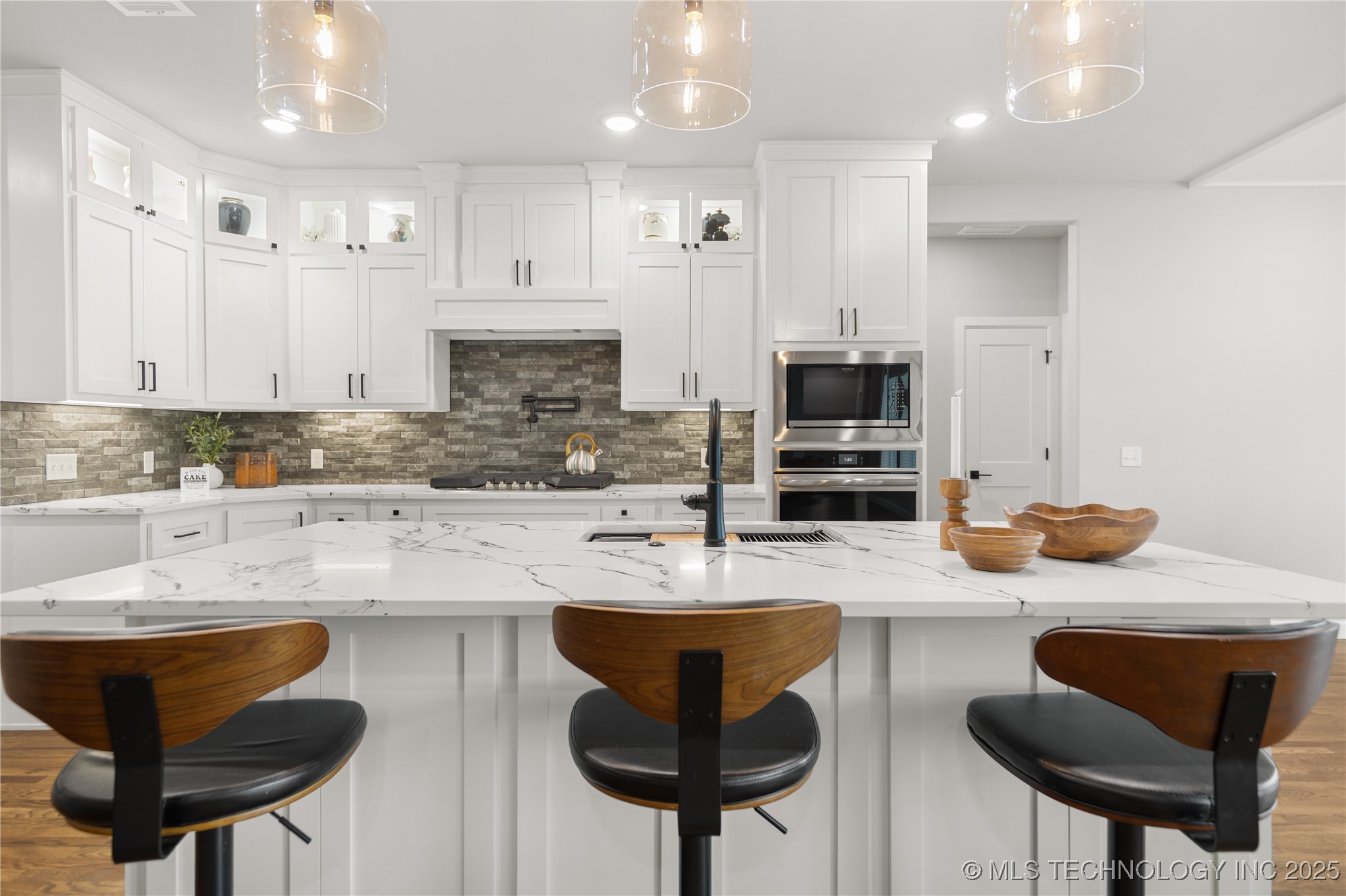 14111 S Evanston Avenue Property Photo 17