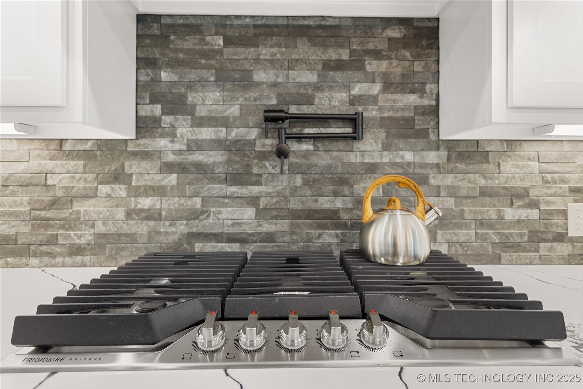 14111 S Evanston Avenue Property Photo 19