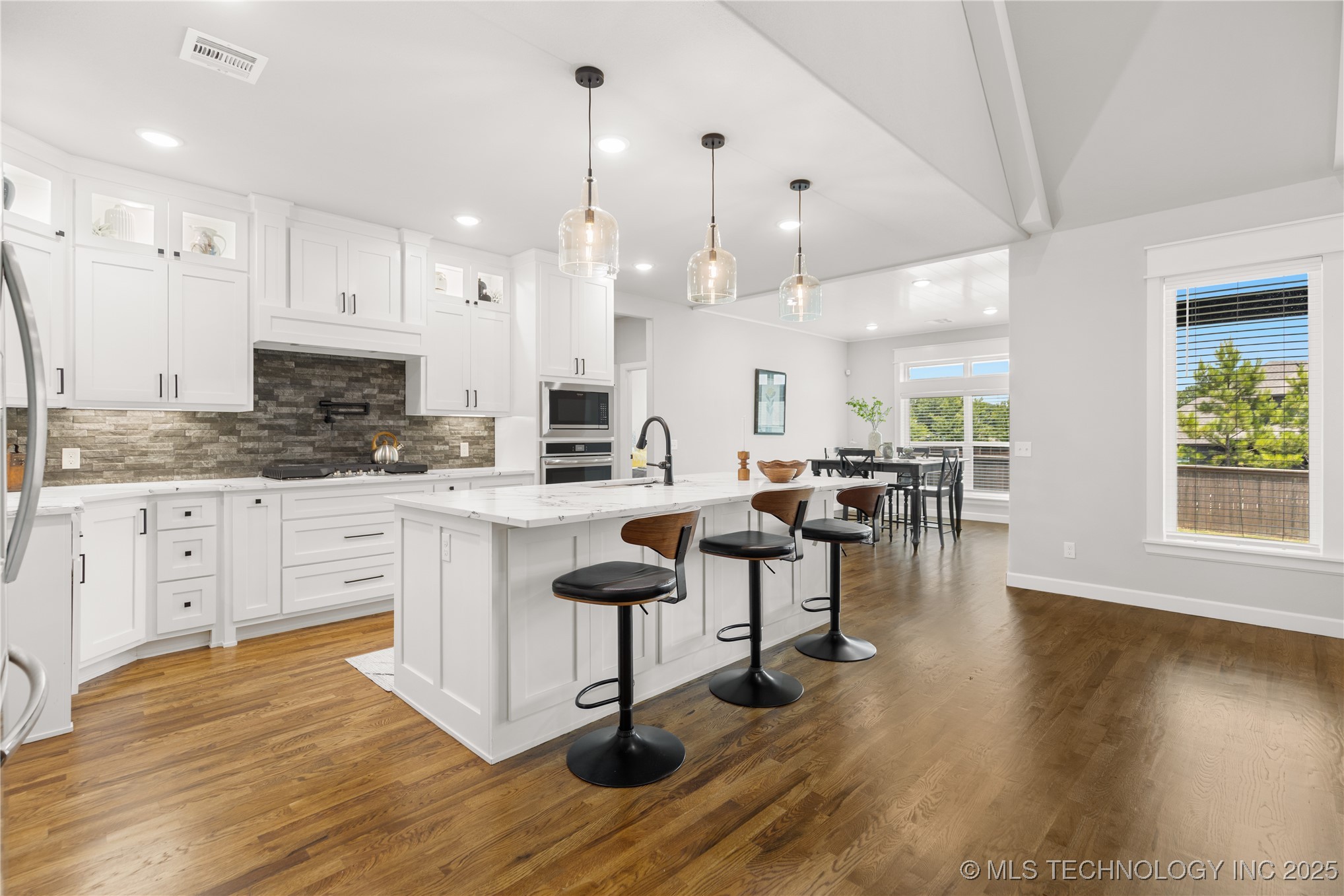 14111 S Evanston Avenue Property Photo 20