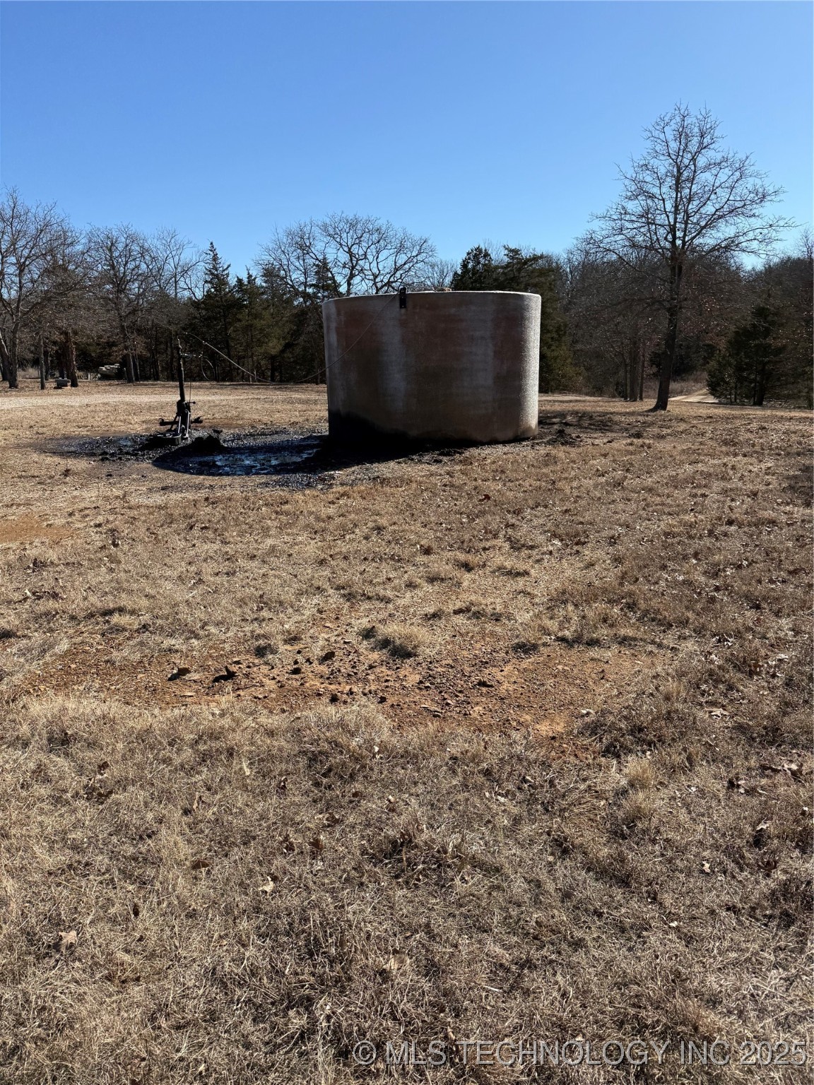 1501 Crestview Drive Property Photo 7