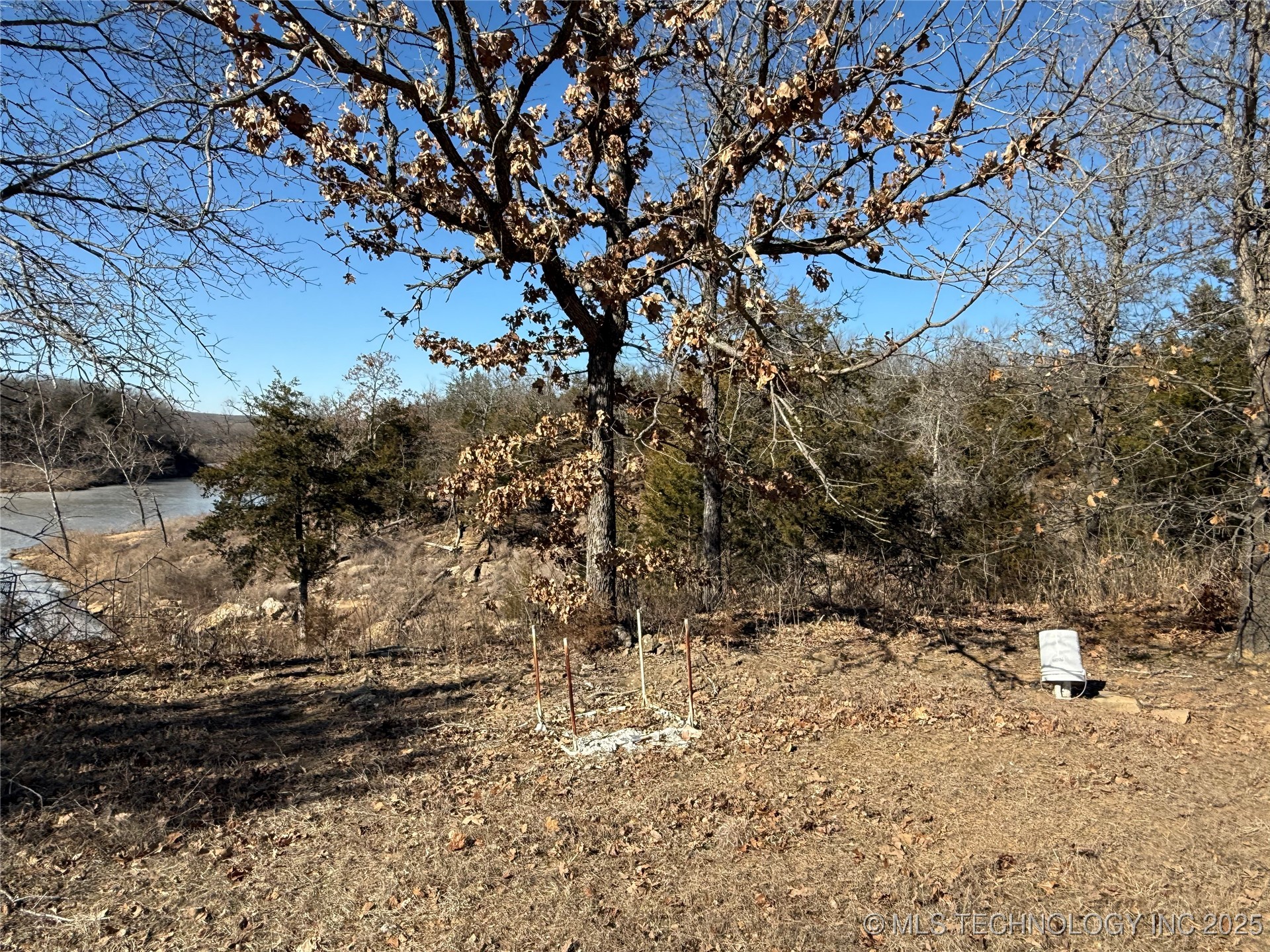 1501 Crestview Drive Property Photo 8