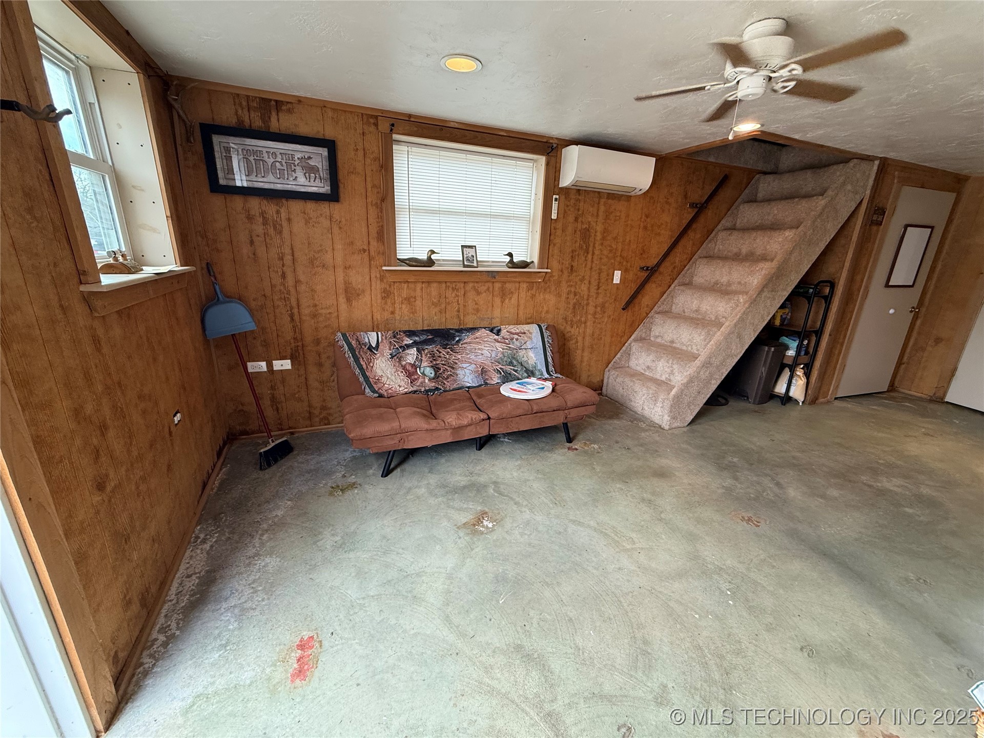 1501 Crestview Drive Property Photo 24