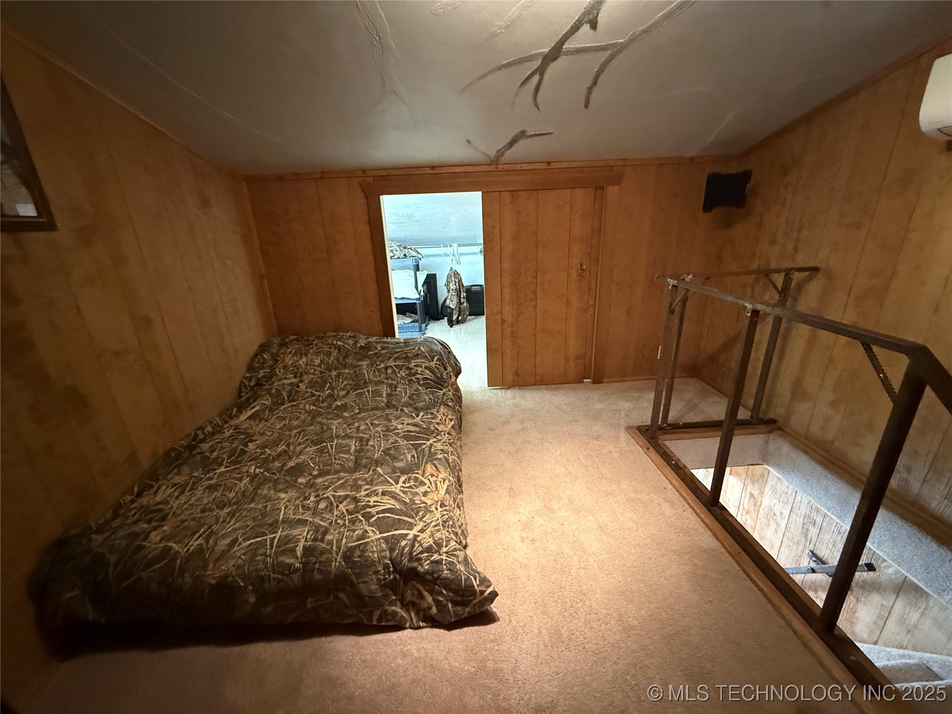 1501 Crestview Drive Property Photo 40