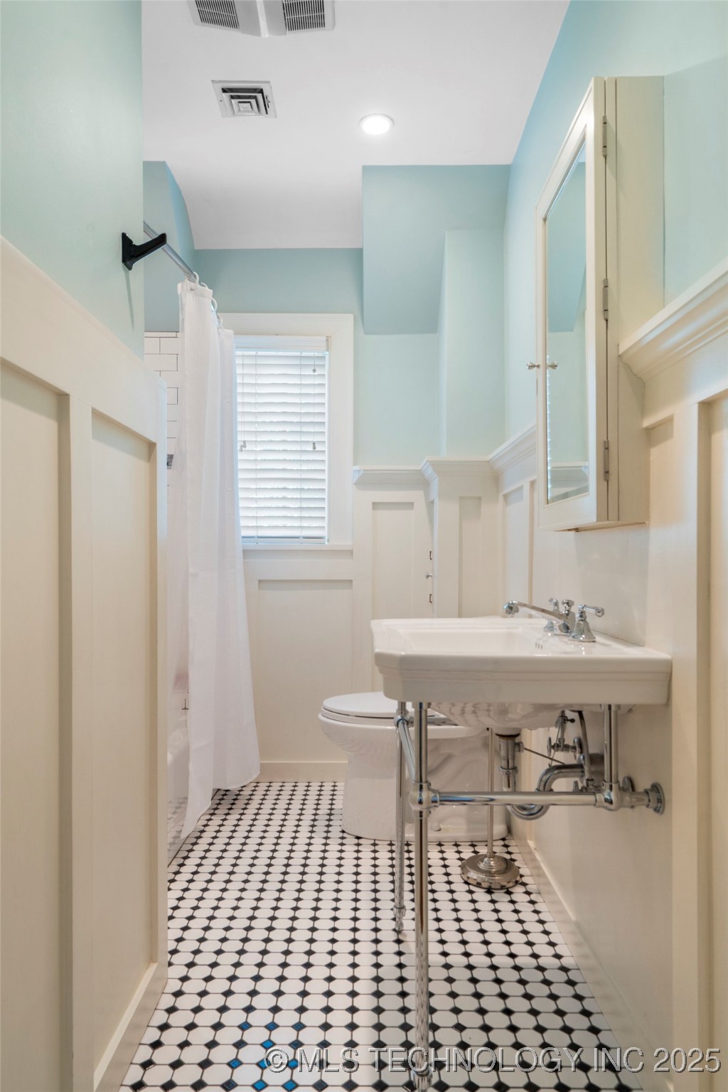 2404 S Woodward Boulevard Property Photo 33