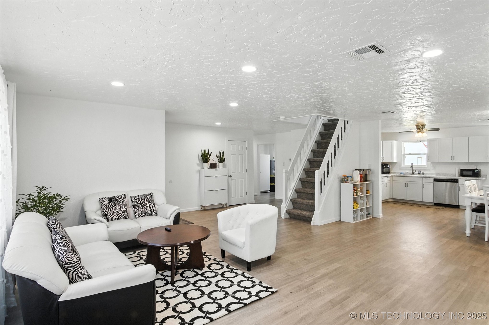 27719 S 610 Road Property Photo 7