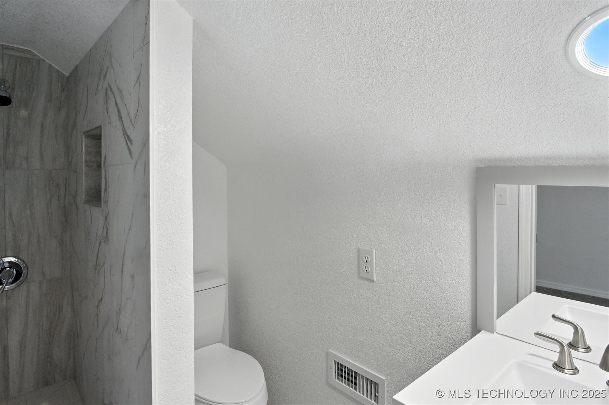 27719 S 610 Road Property Photo 26