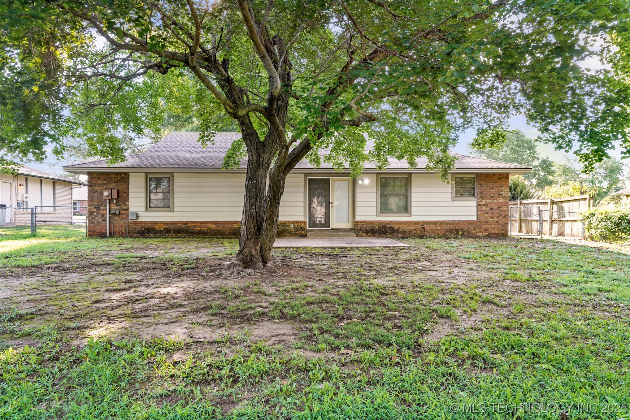 5716 S Birch Avenue Property Photo 25