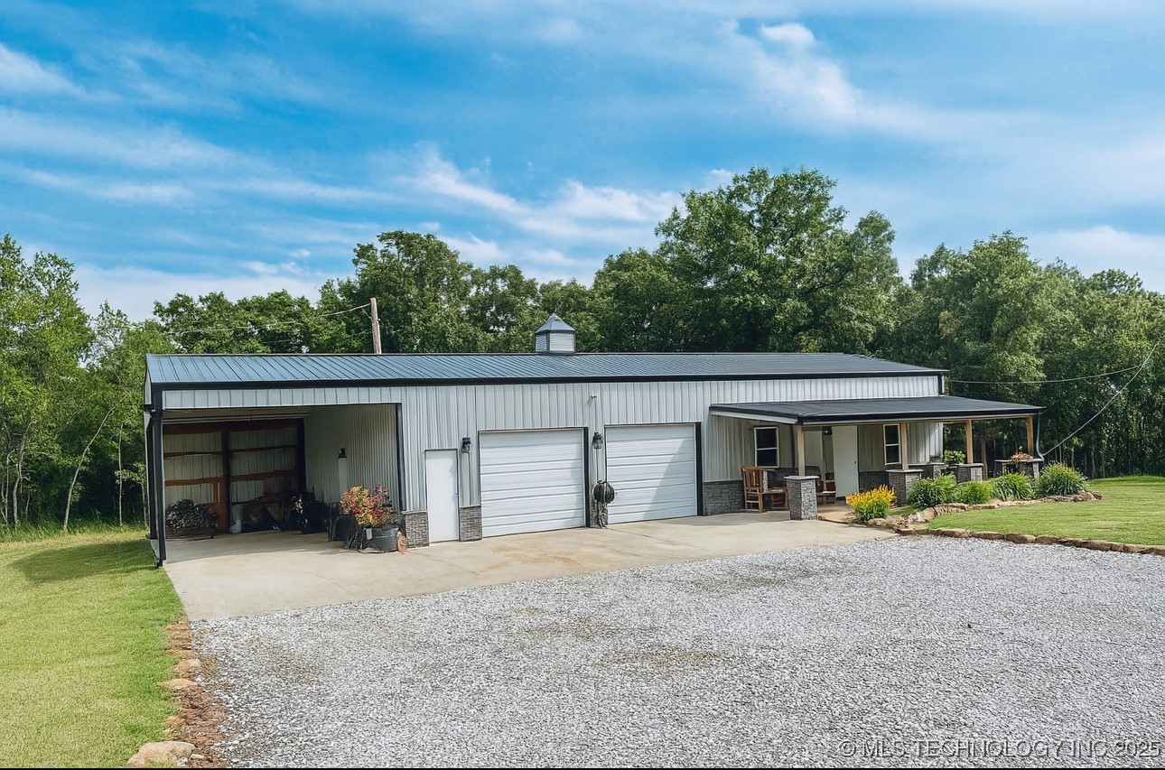 416602 E 1065 Property Photo 1