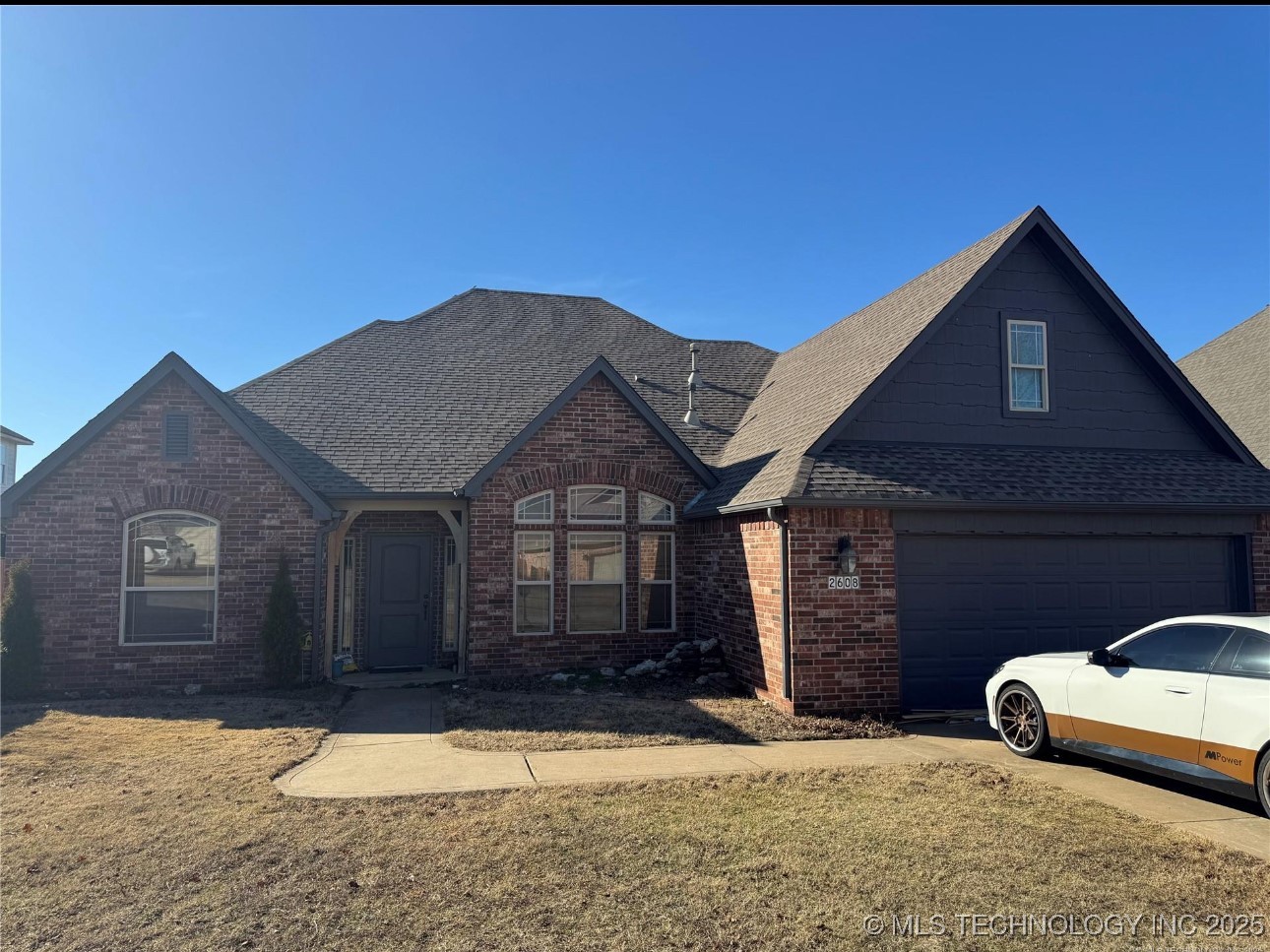 2608 S 12th Street Property Photo 1