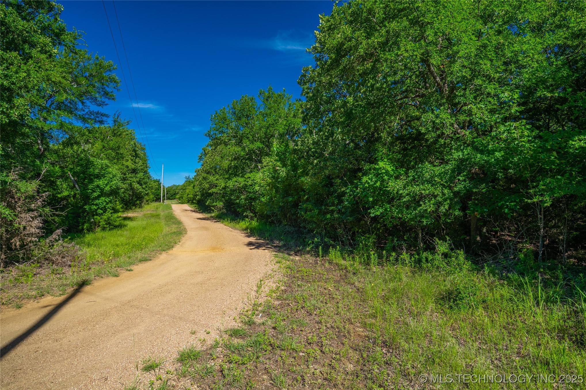 N Sand Point Road Property Photo 6