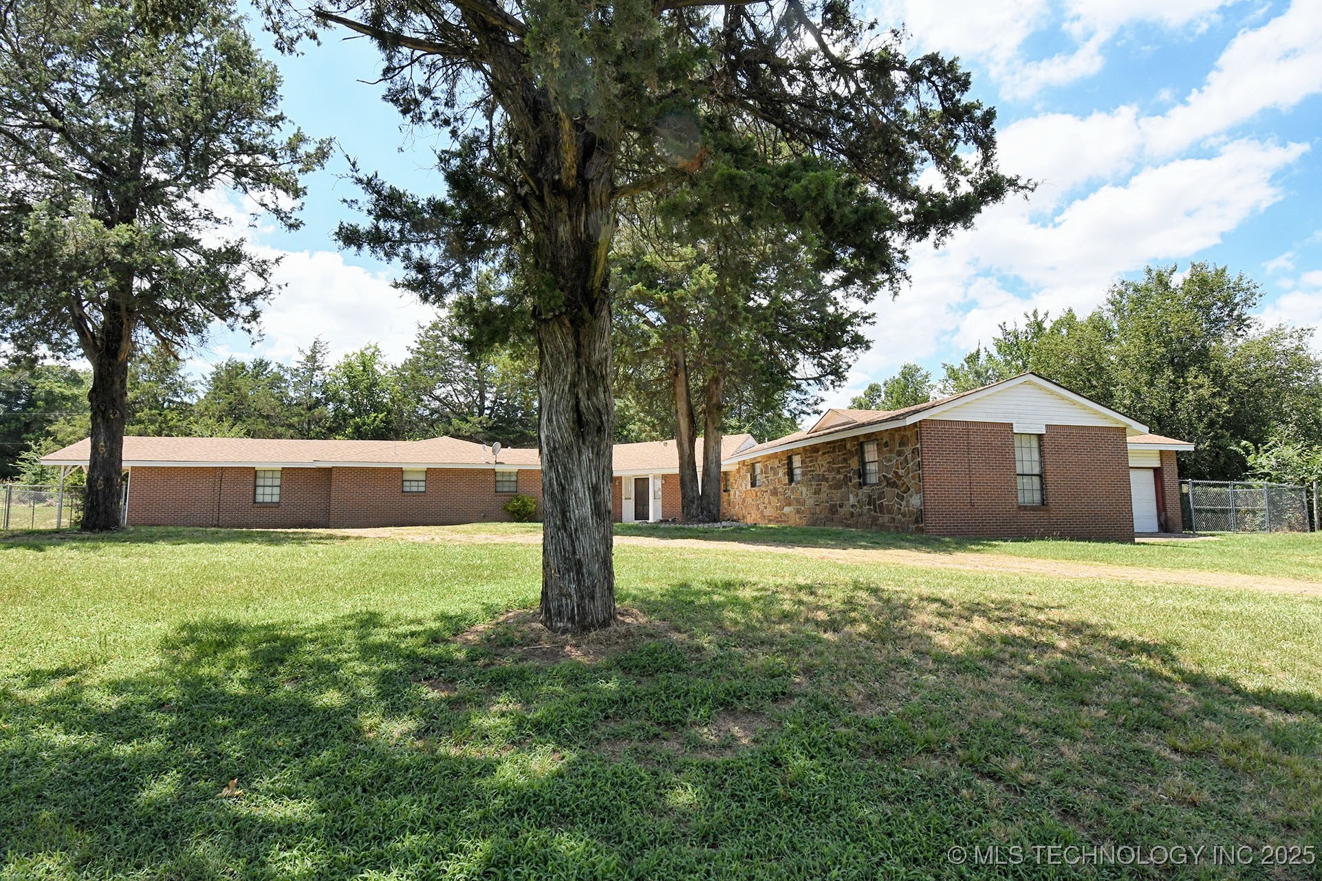39827 Morris Creek Road Property Photo 3