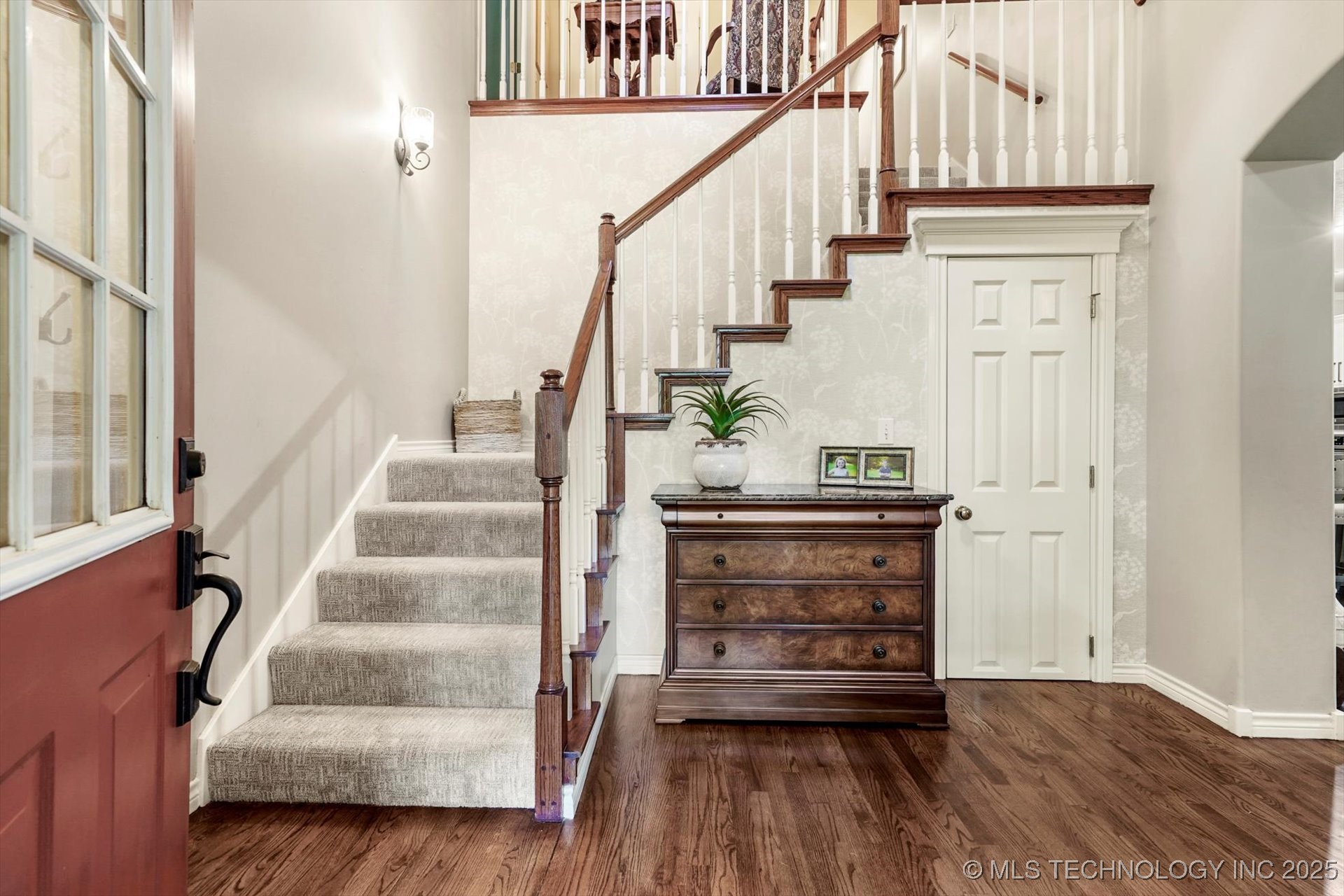 22765 S Red Oak Drive Property Photo 8