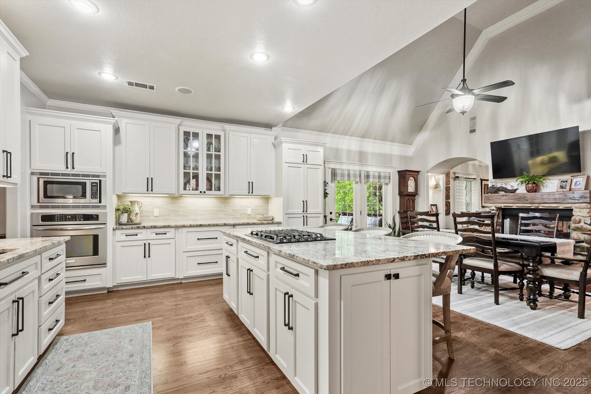 22765 S Red Oak Drive Property Photo 18