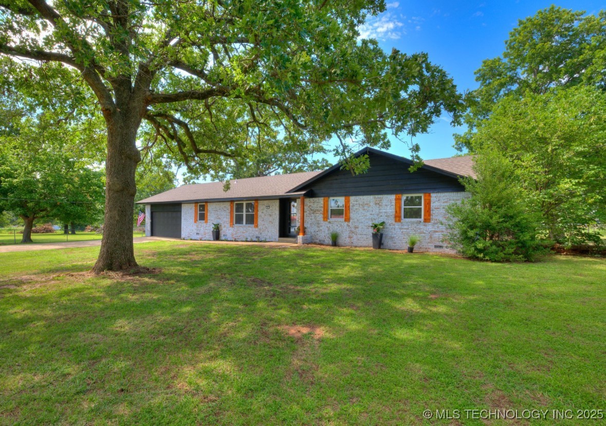 701 W 41st Street Property Photo