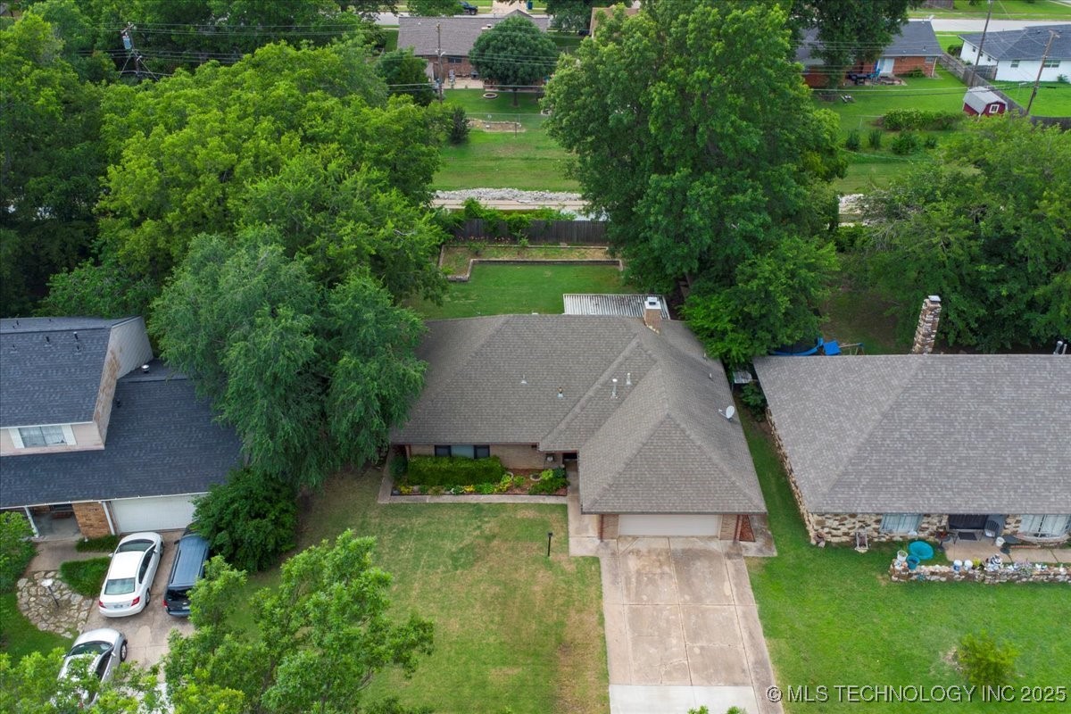 3948 S 93rd East Avenue Property Photo 45
