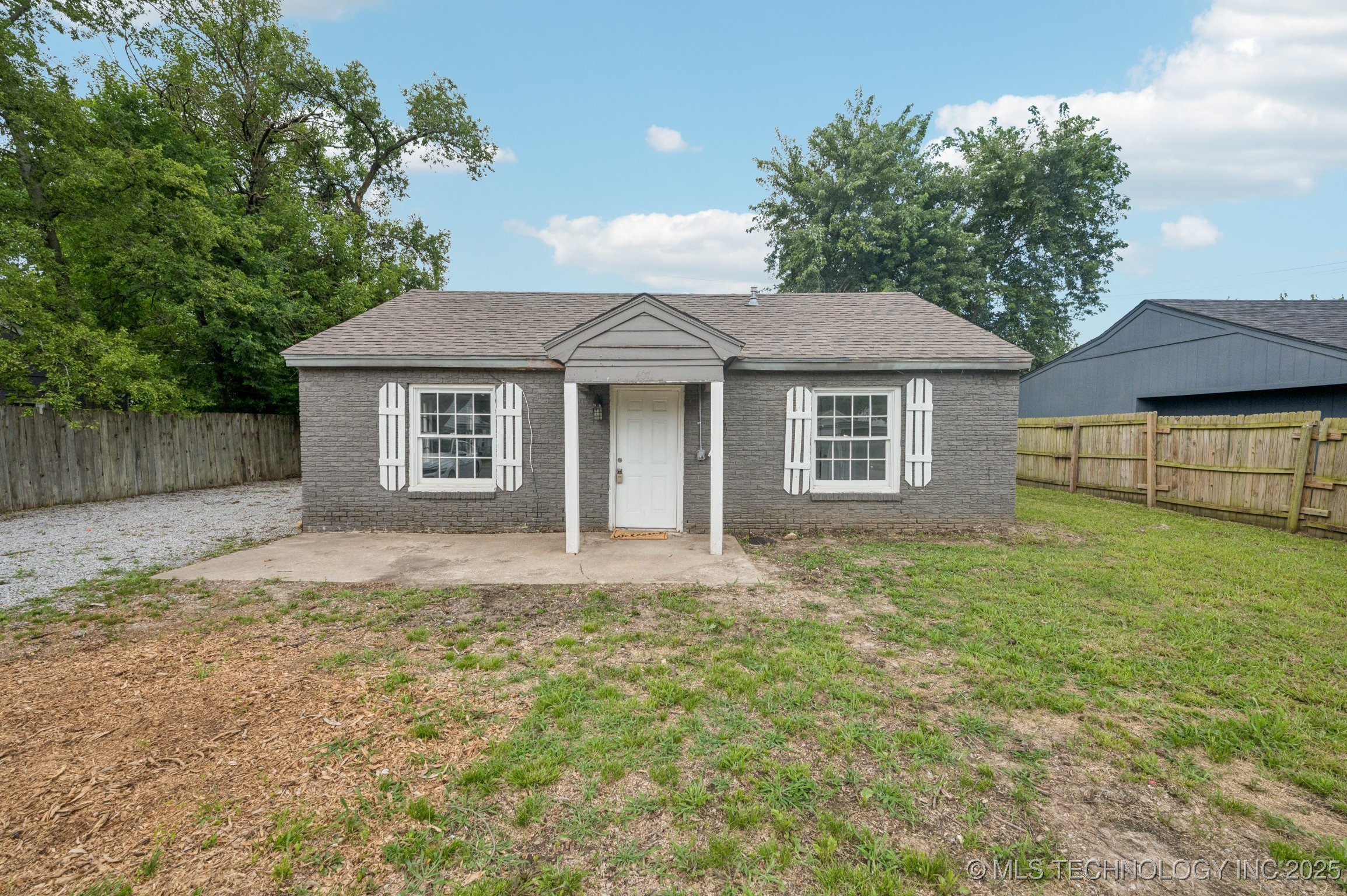 407 N Ora Street Property Photo 1