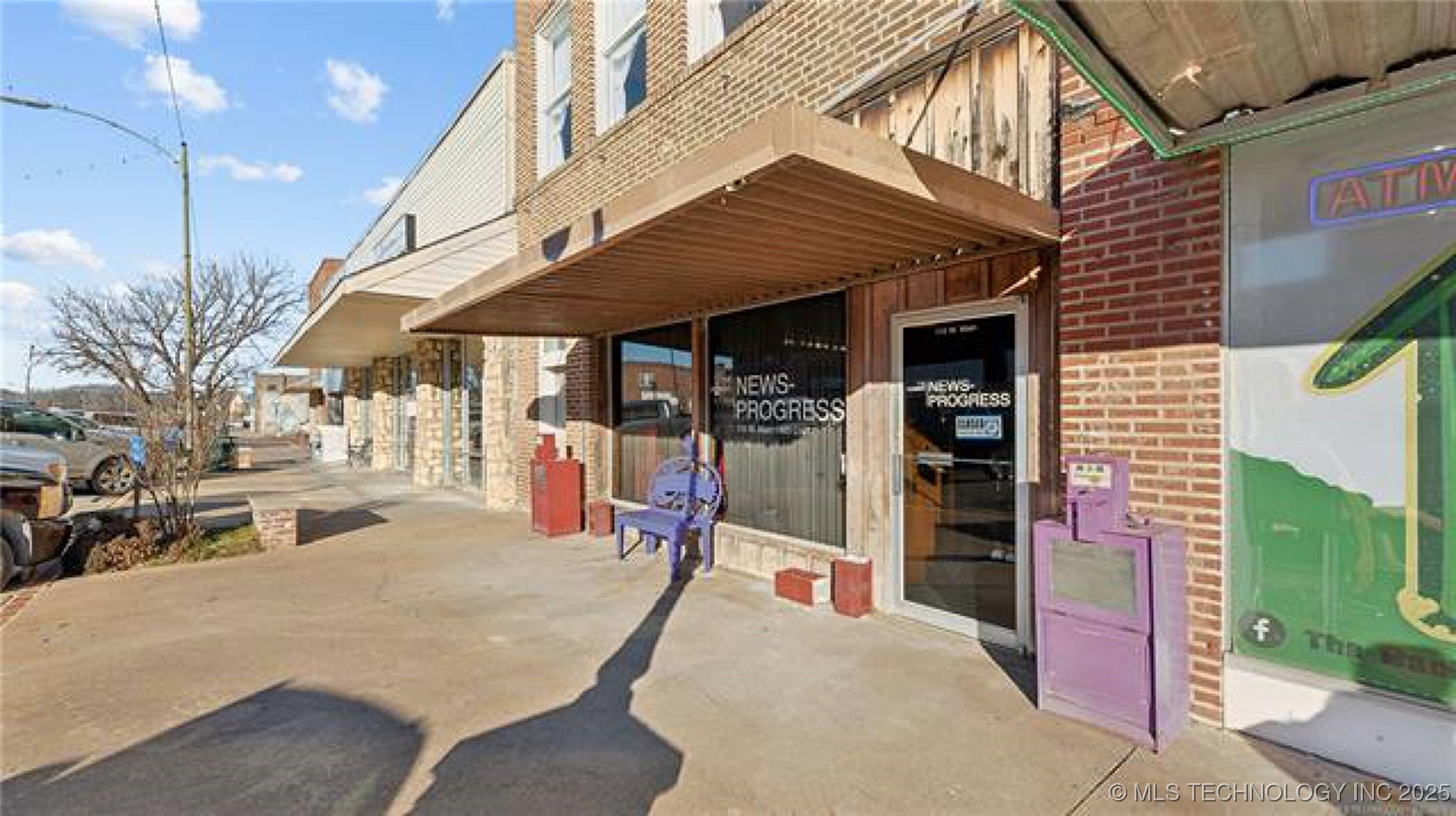 115 W Main Street Property Photo 6