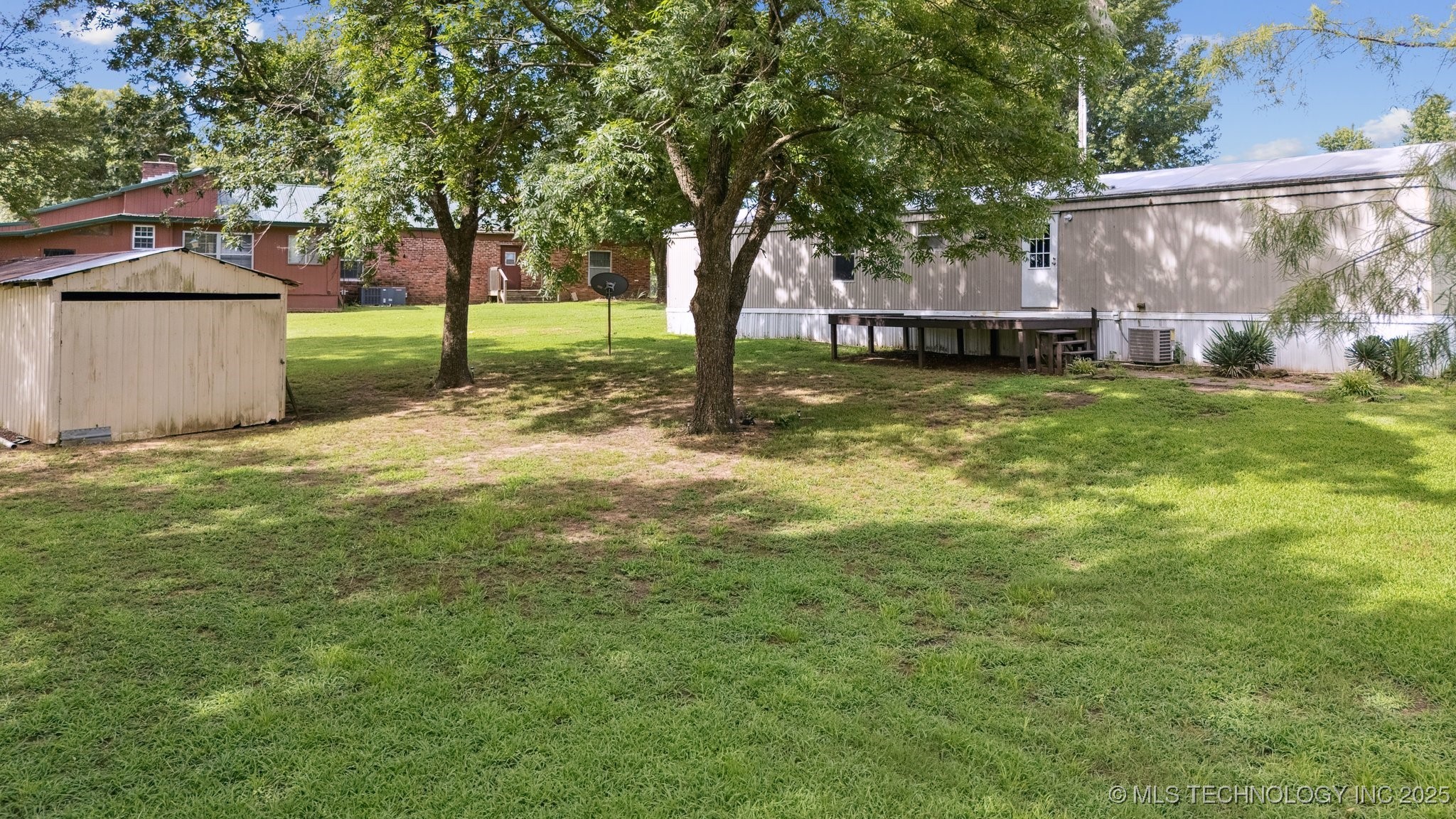 2 E 1066 Road Property Photo 1
