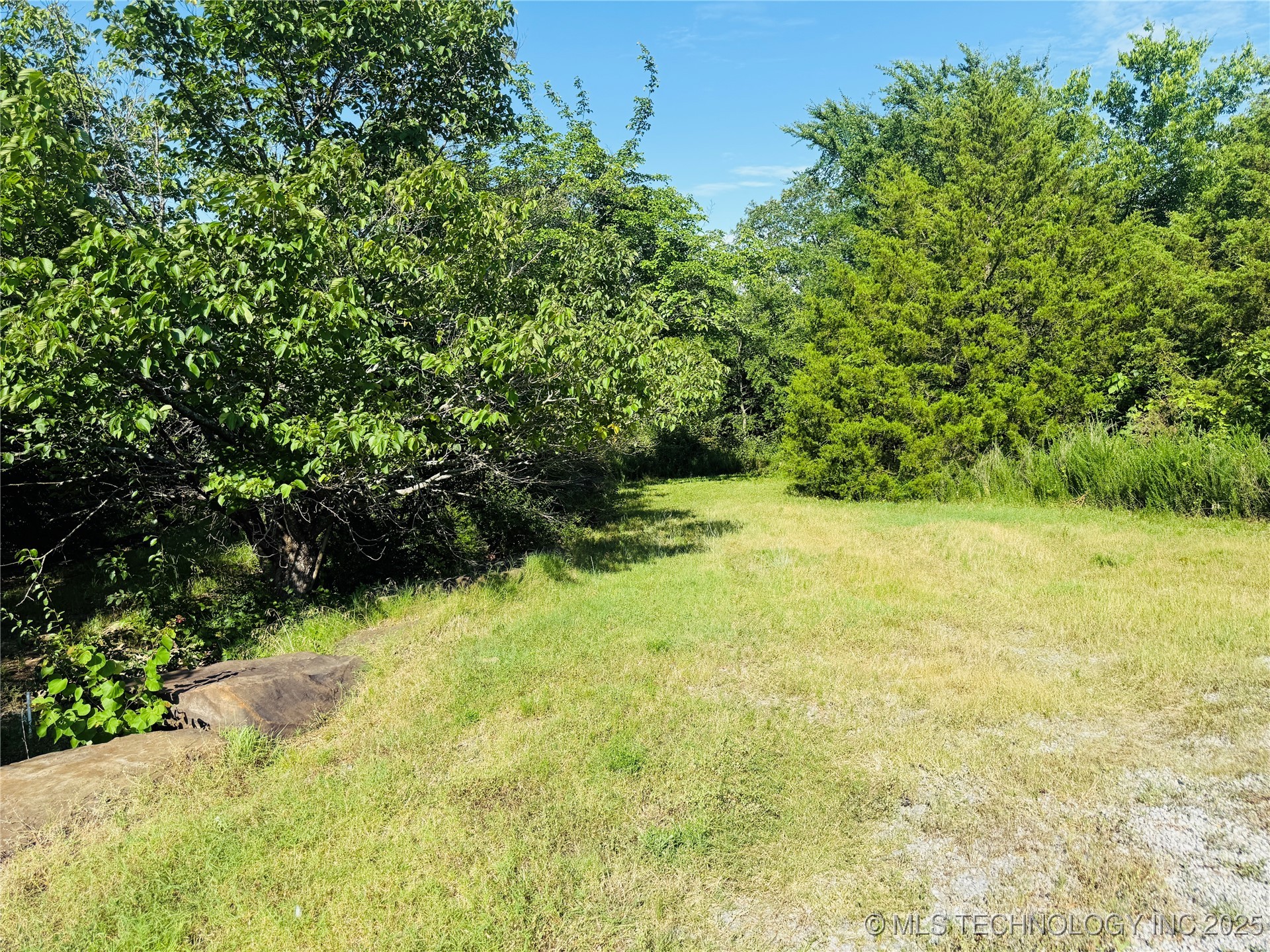 0 Falcon Lane Property Photo 3