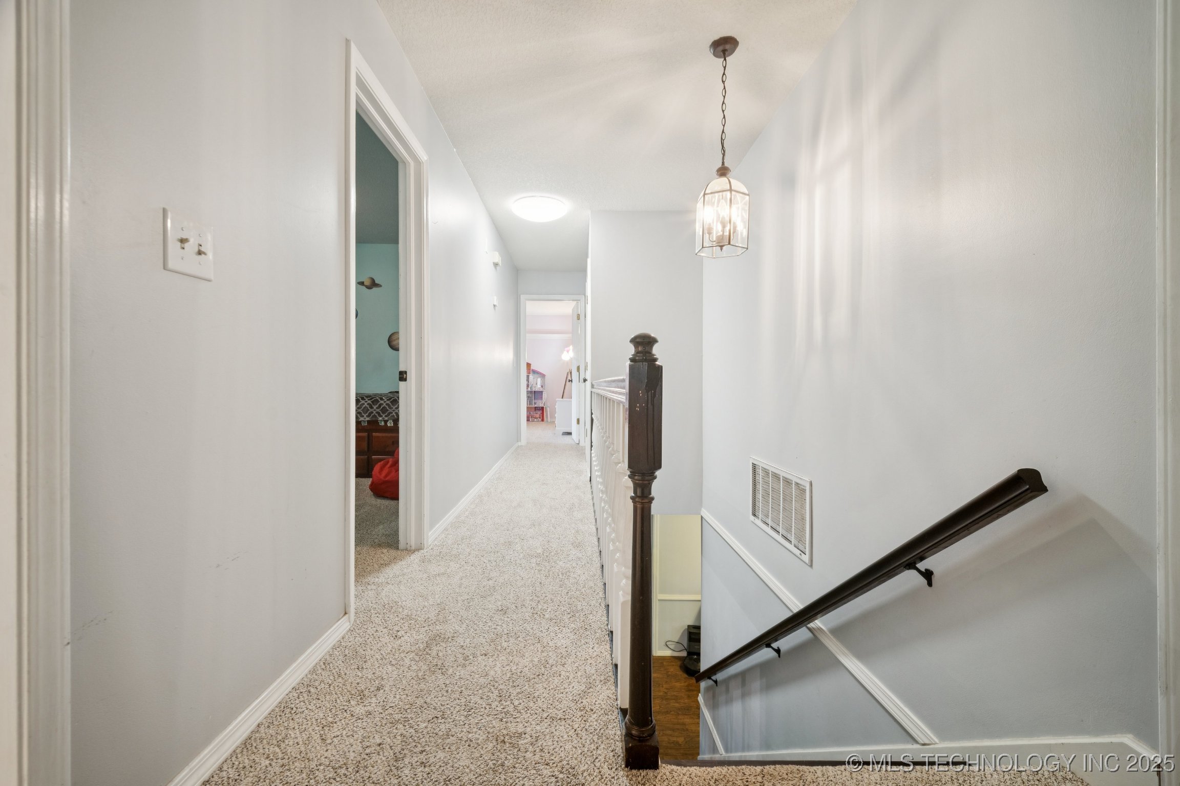 8622 S 78th East Avenue Property Photo 16