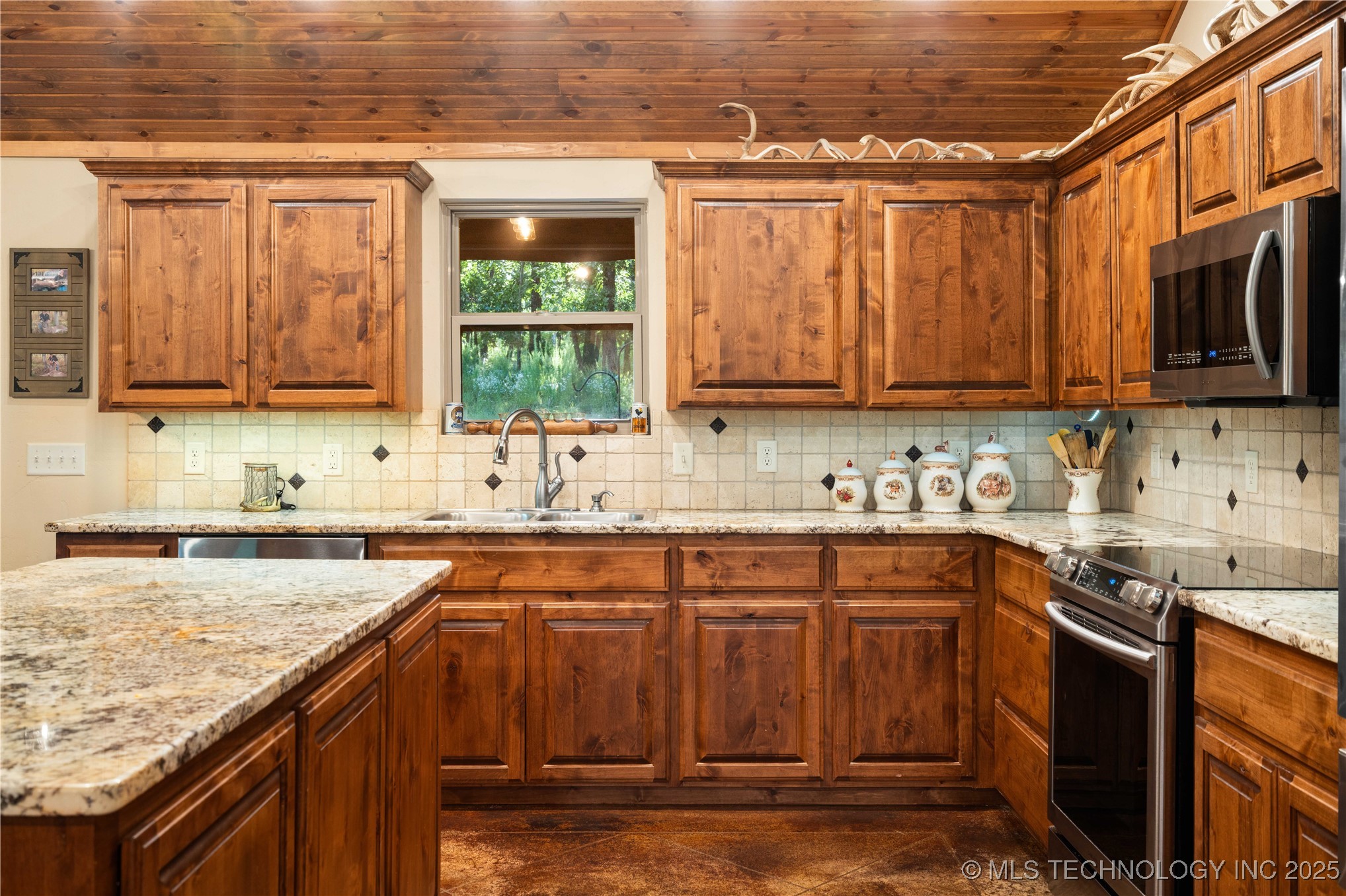 27501 S 705 Road Property Photo 9