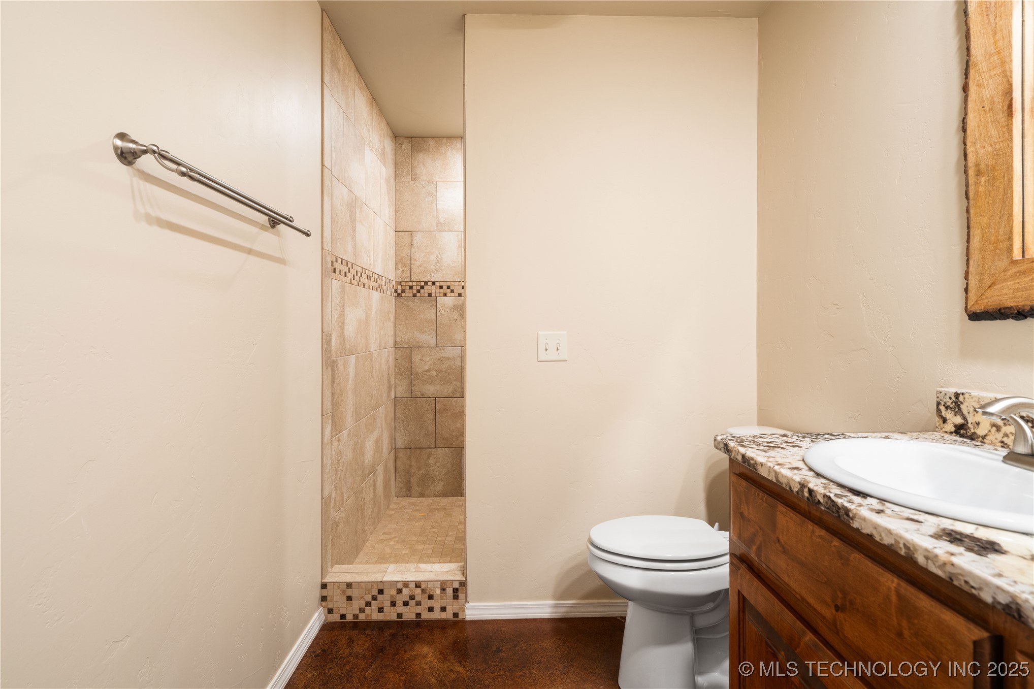 27501 S 705 Road Property Photo 14