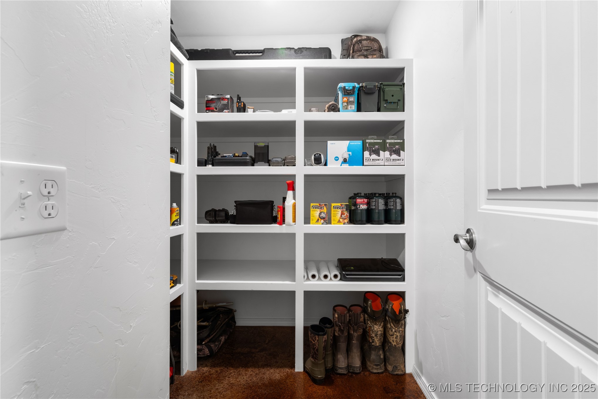 27501 S 705 Road Property Photo 25