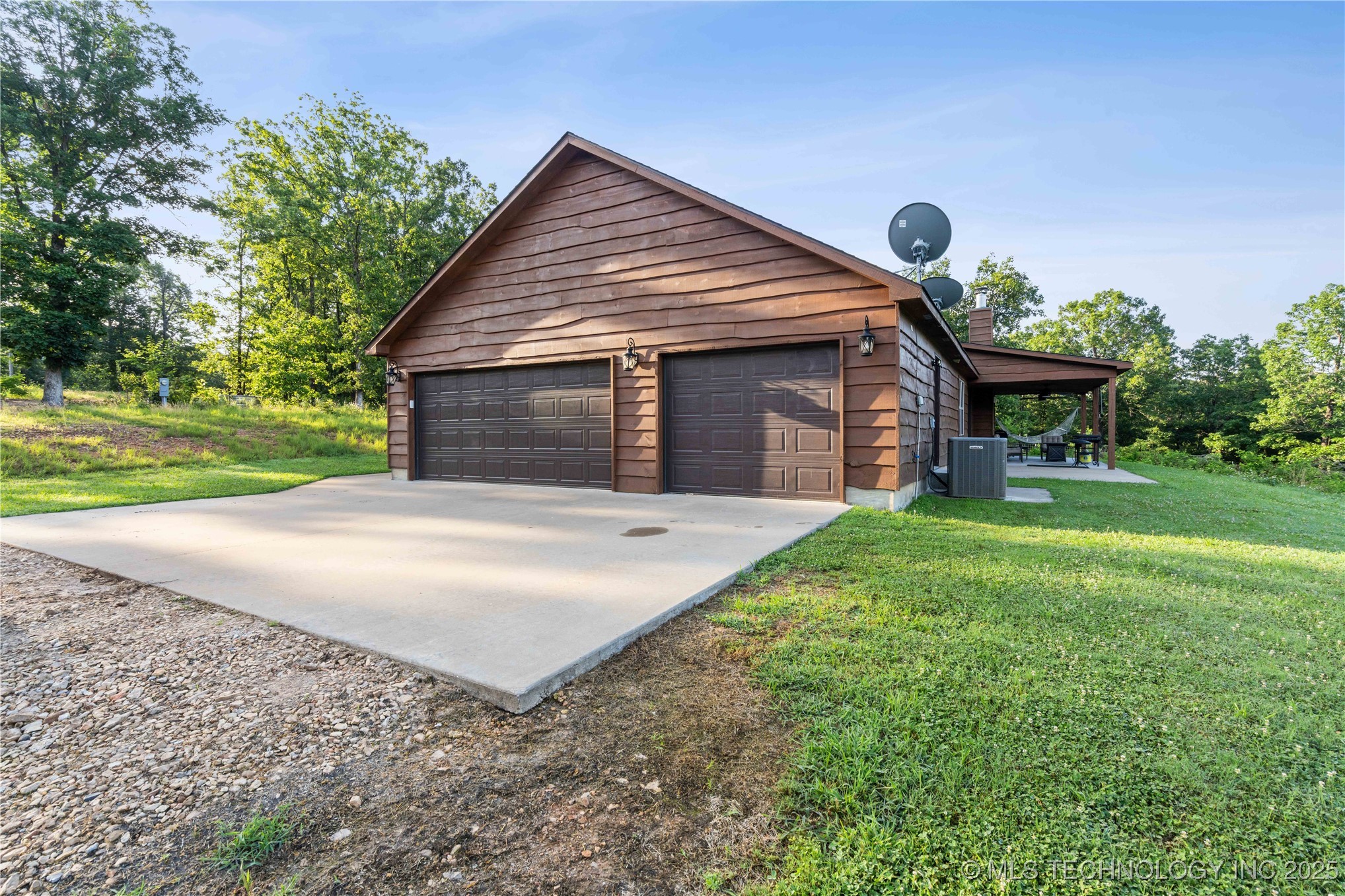 27501 S 705 Road Property Photo 27