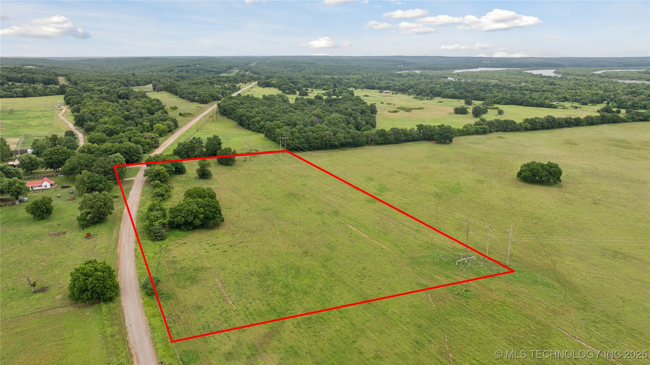 10 Riverbend Wheat Road Property Photo 1
