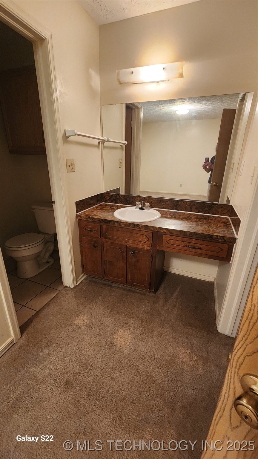1122 W 16th Place Property Photo 13